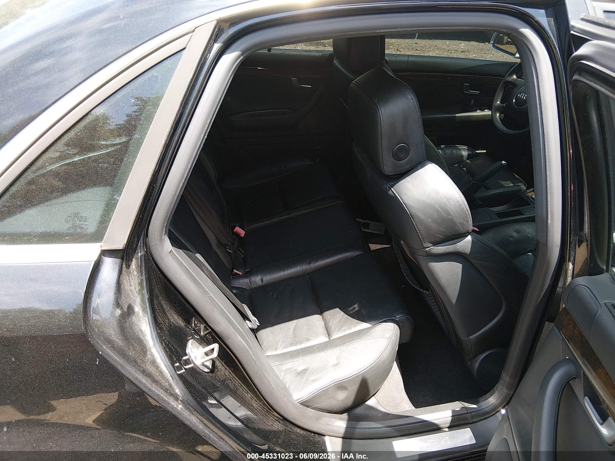 2004 Audi S4 4.2 Black vin: WAUPL68E84A044351