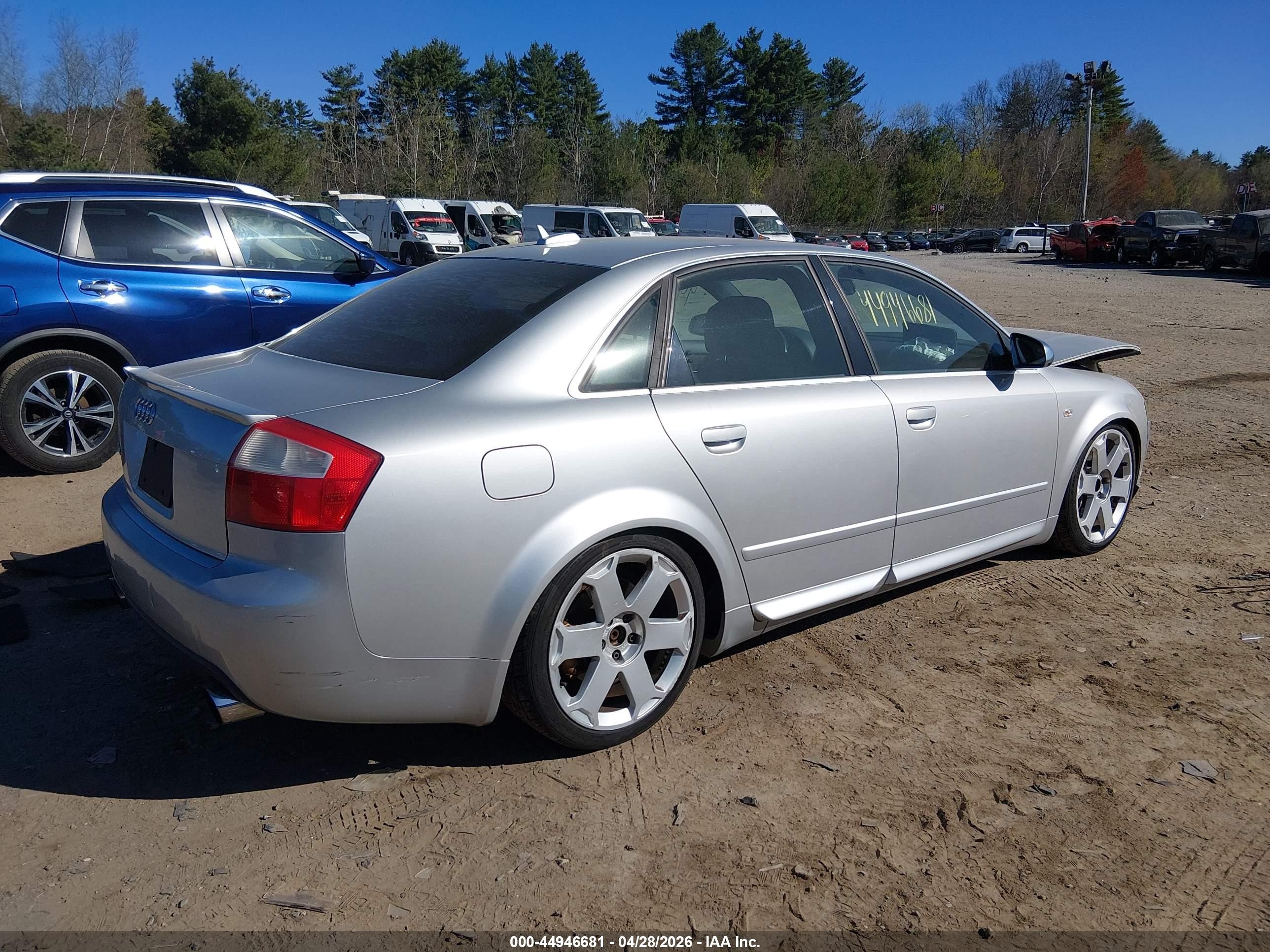 2005 Audi S4 4.2 Silver vin: WAUPL68EX5A058415