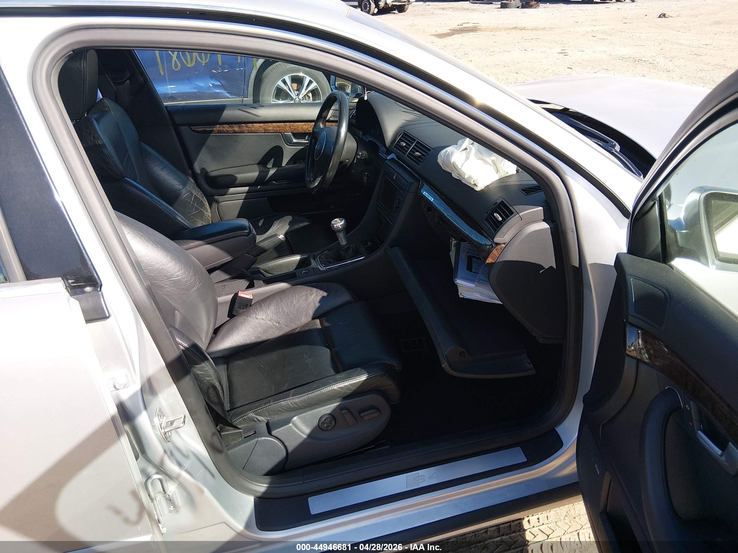 2005 Audi S4 4.2 Silver vin: WAUPL68EX5A058415