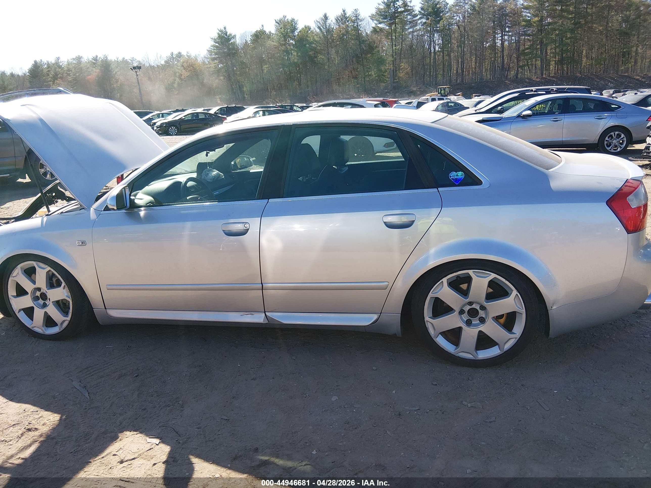 2005 Audi S4 4.2 Silver vin: WAUPL68EX5A058415