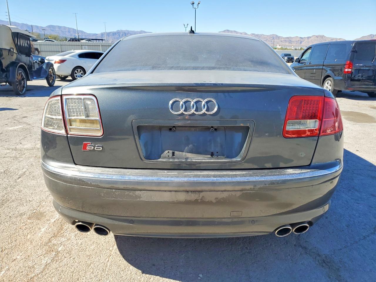 2007 Audi S8 Quattro Gray vin: WAUPN44E37N016877
