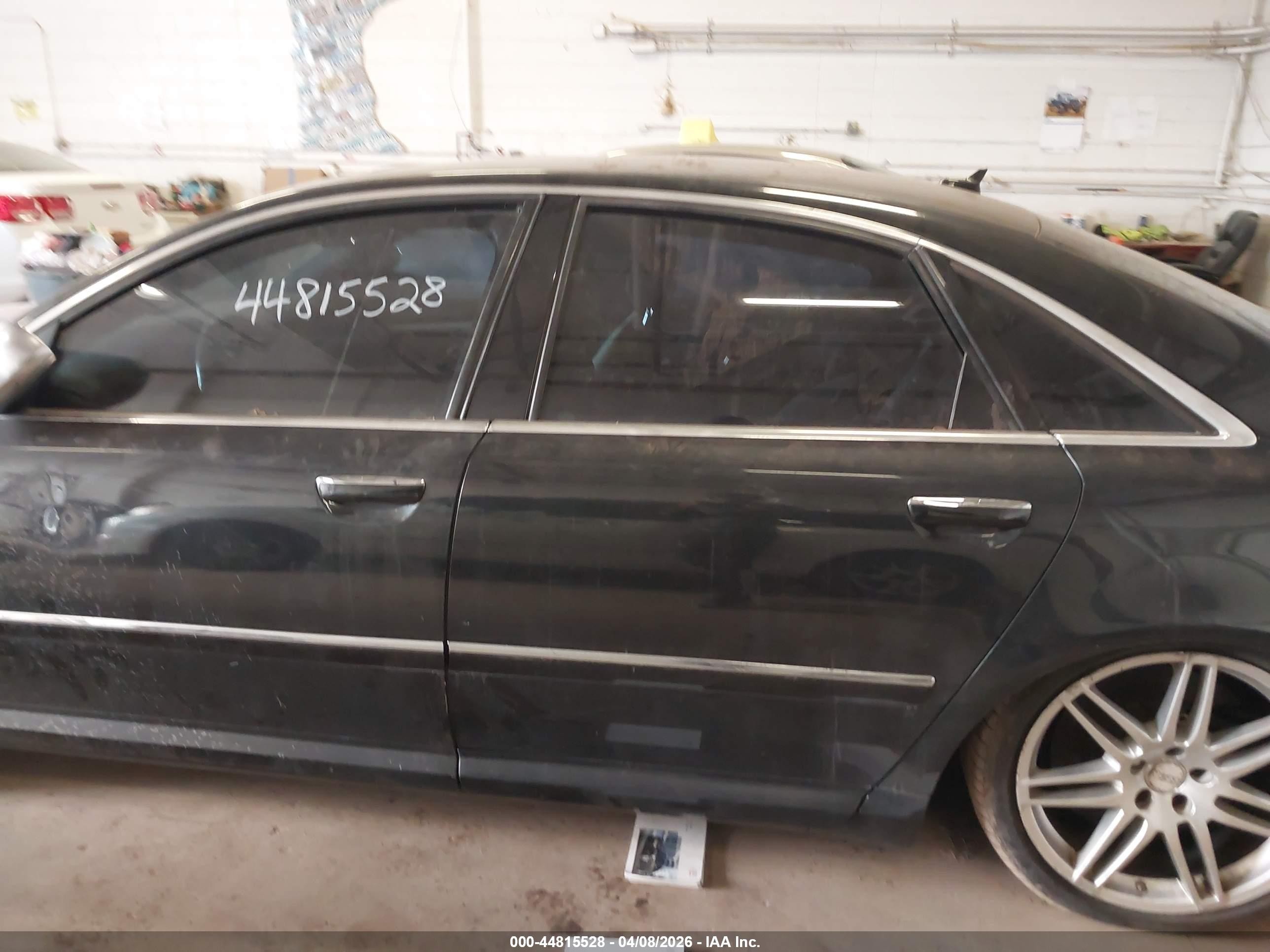 2007 Audi S8 5.2 Black vin: WAUPN44E37N019990