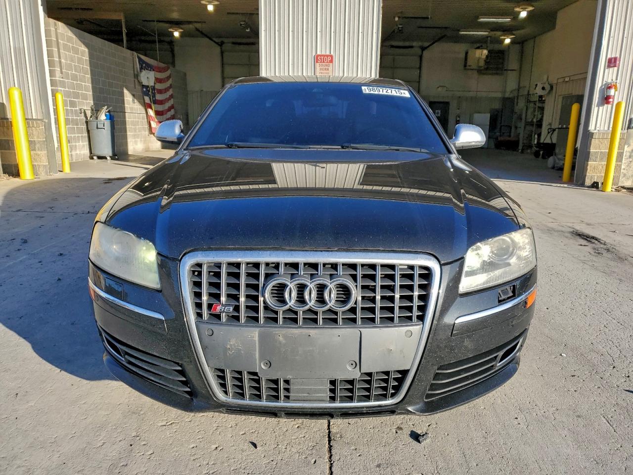 2009 Audi S8 Quattro Black vin: WAUPN94E09N002855