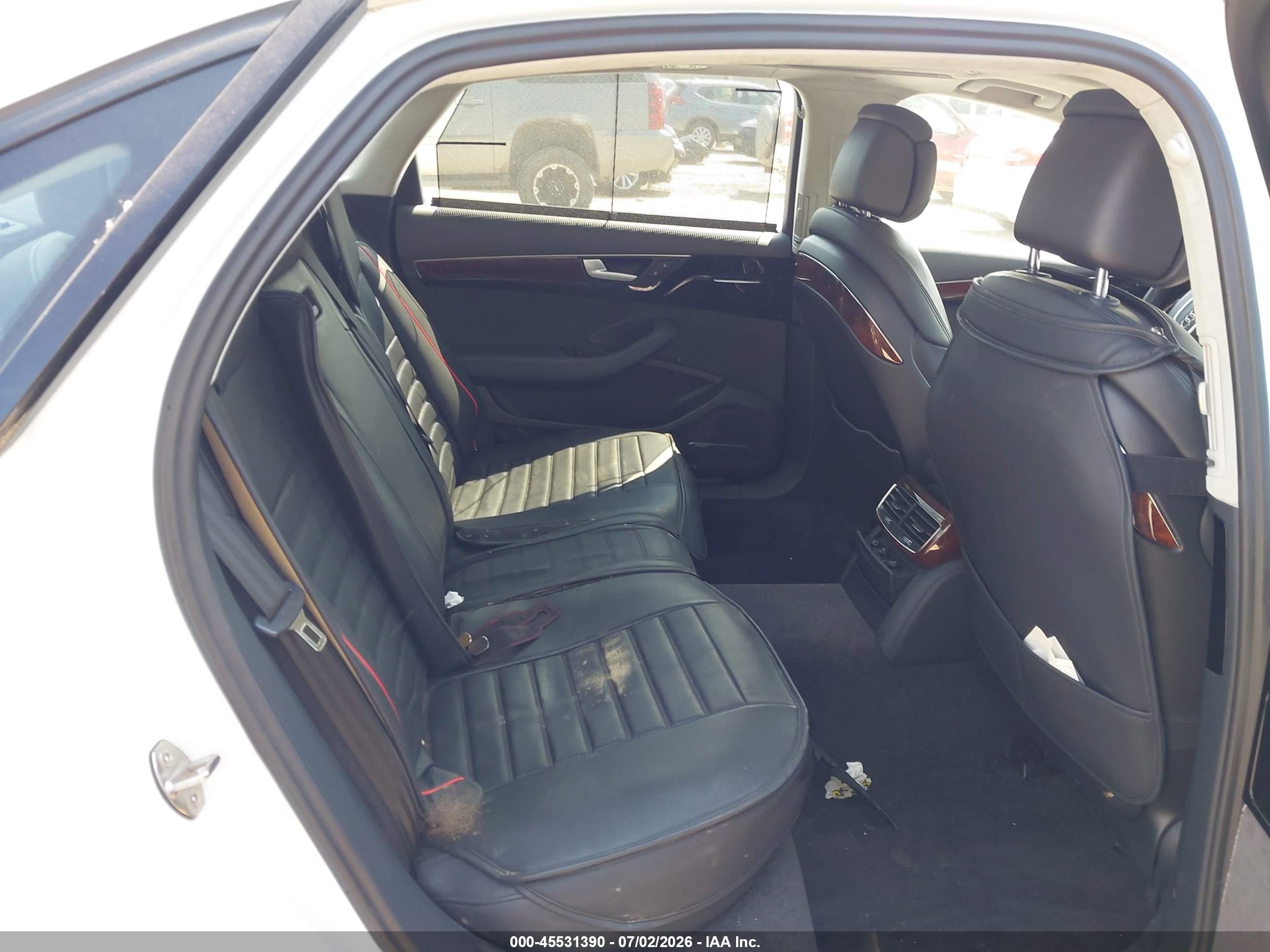 2014 Audi A8 L 4.0t White vin: WAUR2AFD2EN004611