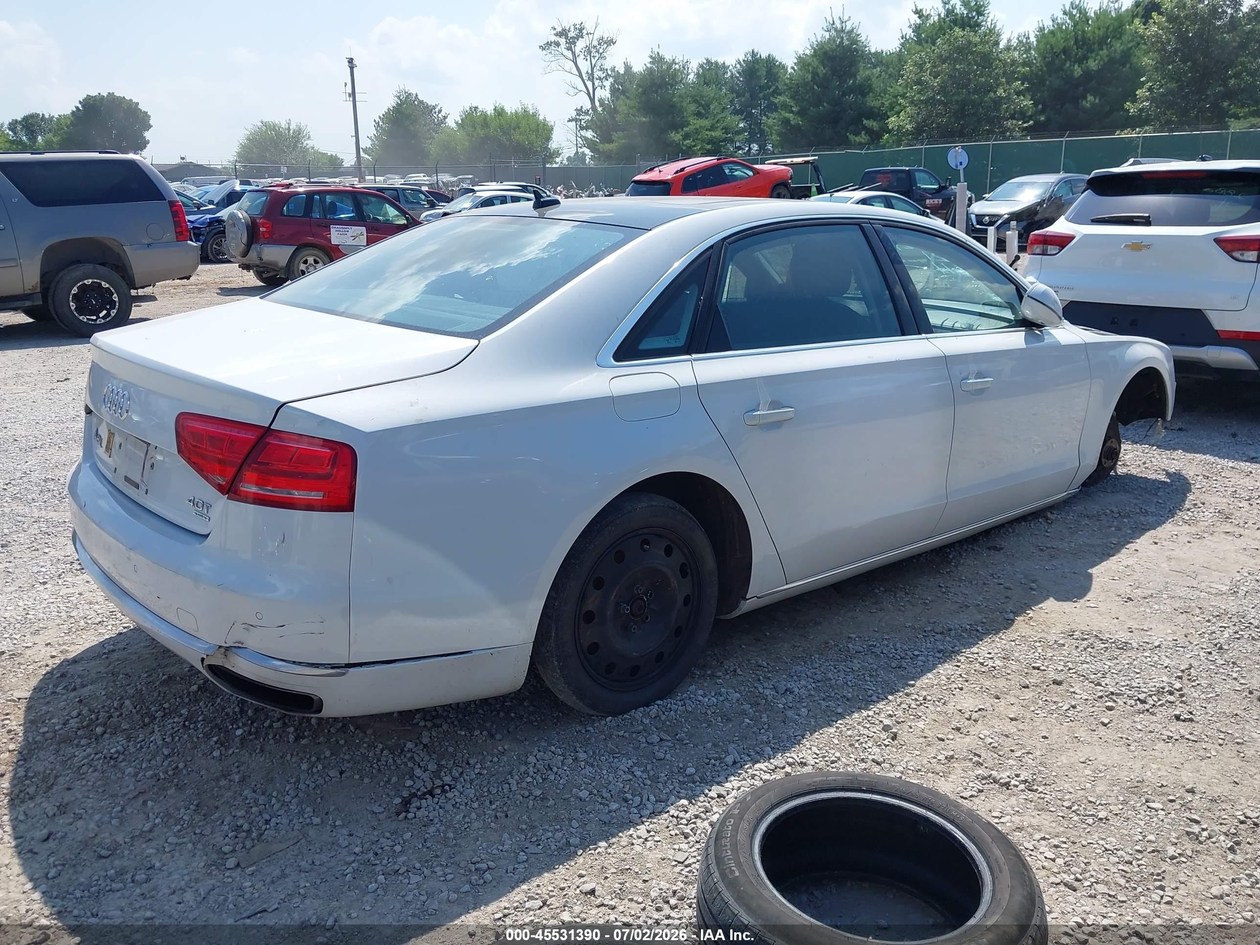 2014 Audi A8 L 4.0t White vin: WAUR2AFD2EN004611