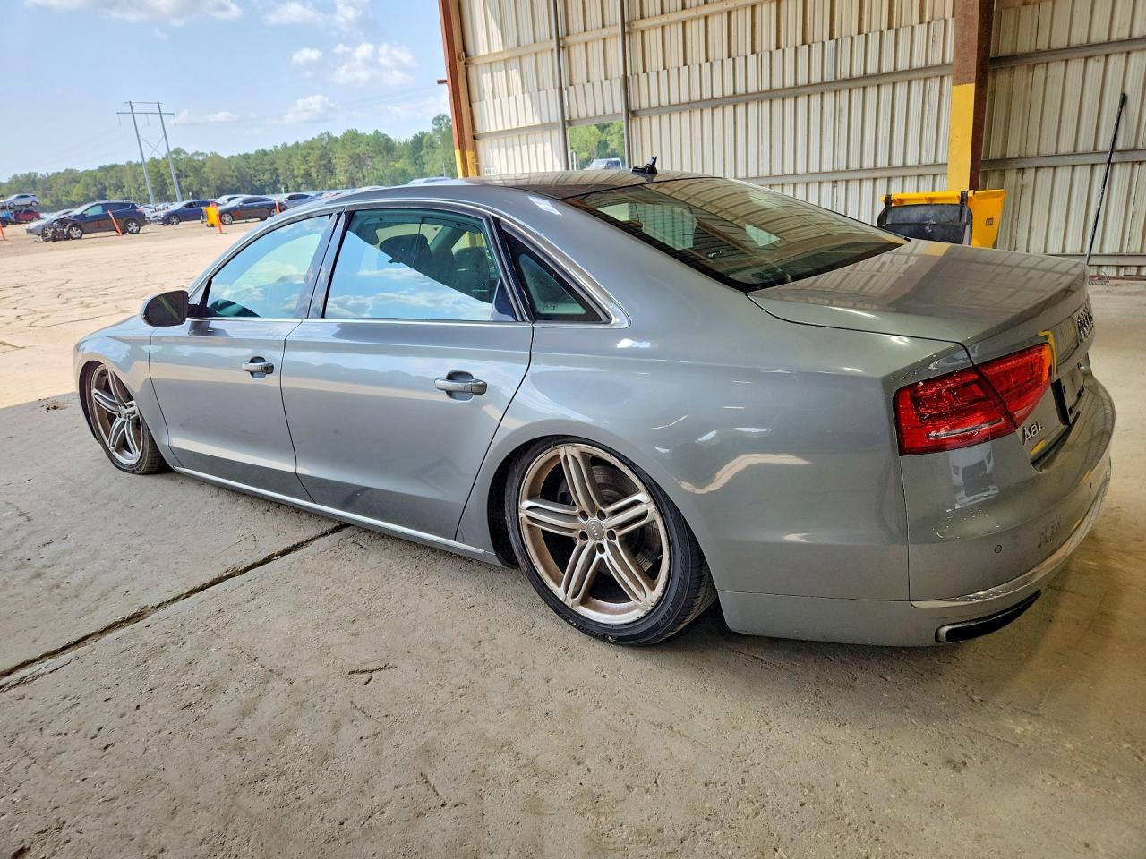 2013 Audi A8 L Quattro Silver vin: WAUR2AFD7DN014839