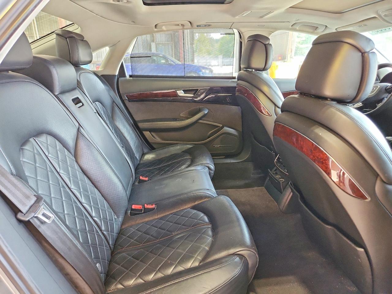 2013 Audi A8 L Quattro Silver vin: WAUR2AFD7DN014839