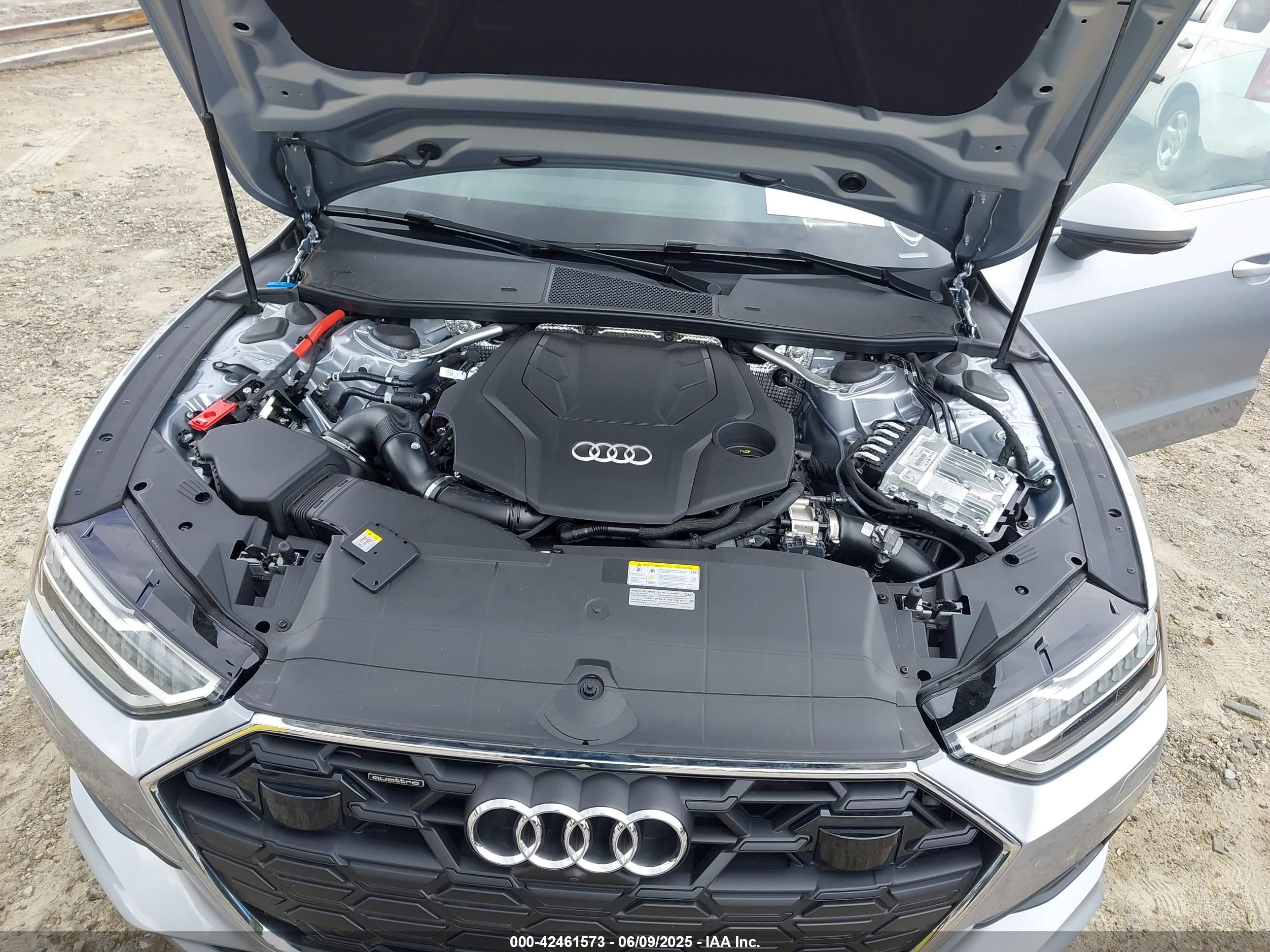 2025 Audi A7 Sportback Premium Plus 55 Tfsi Quattro S Tronic Silver vin: WAUR2BF25SN040826