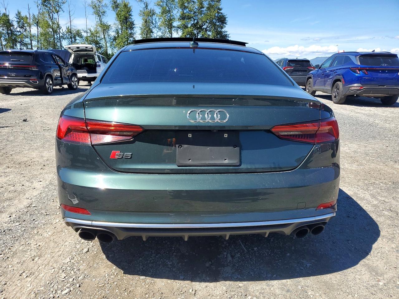 2018 Audi S5 Prestige Зеленый vin: WAUR4AF5XJA008314