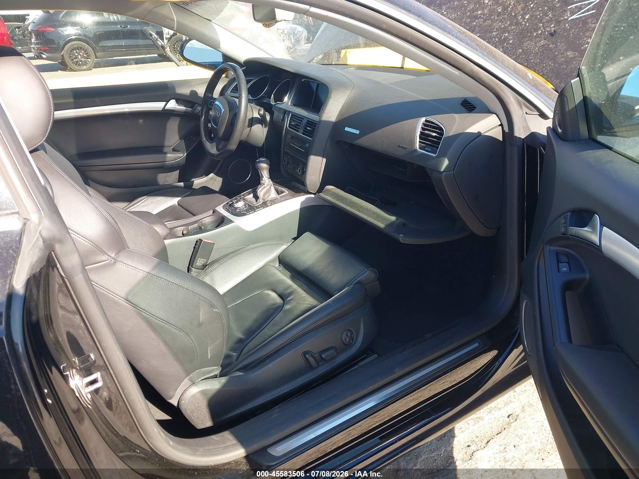 2011 Audi A5 2.0t Premium Black vin: WAURFAFR3BA016107