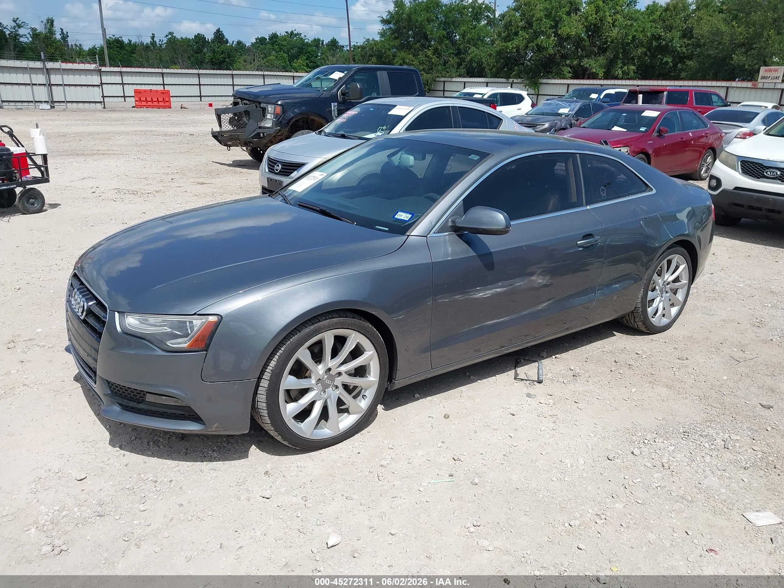 2013 Audi A5 2.0t Premium Blue vin: WAURFAFR6DA020316