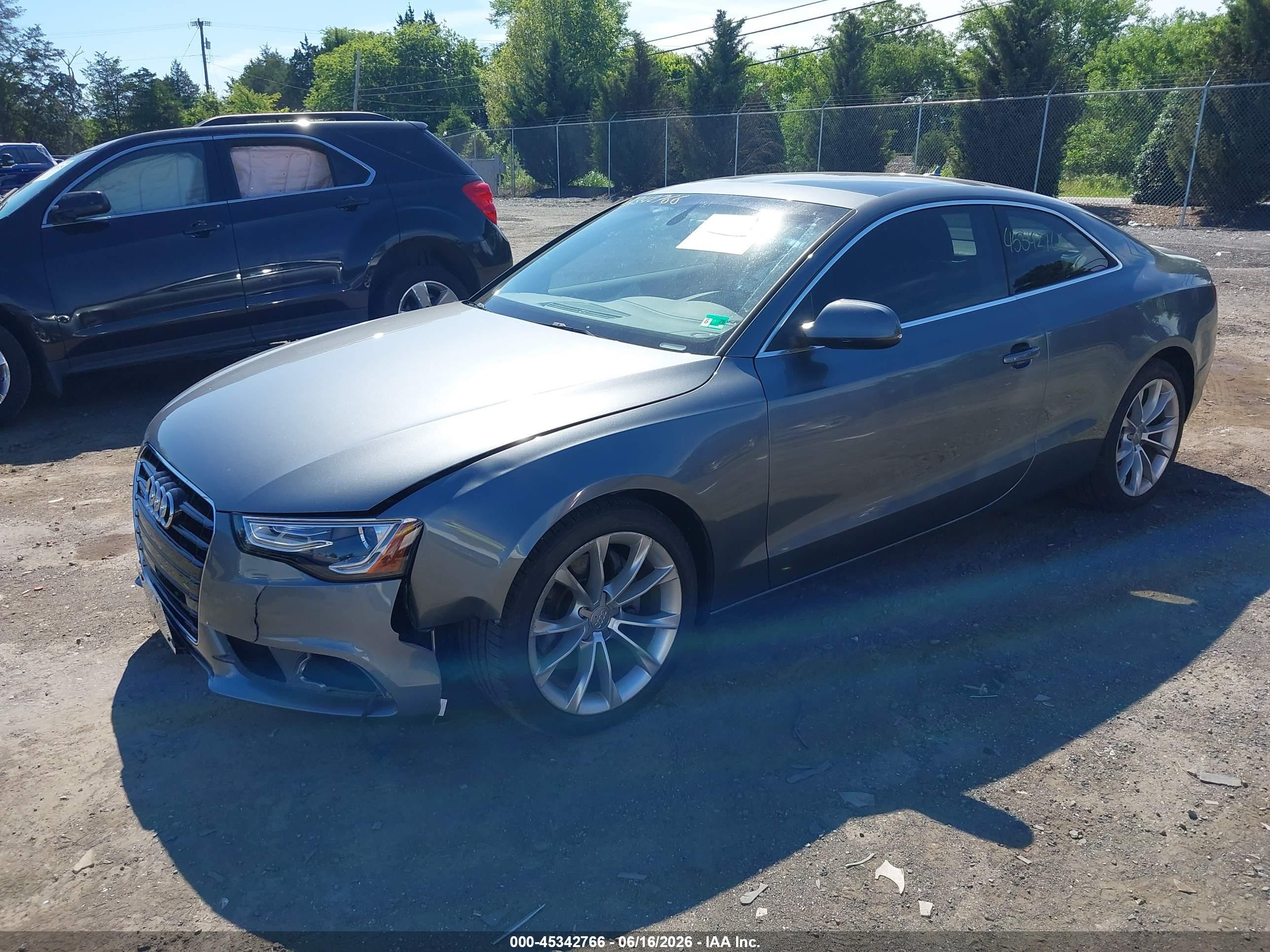 2014 Audi A5 2.0t Premium Gray vin: WAURFAFR7EA004949