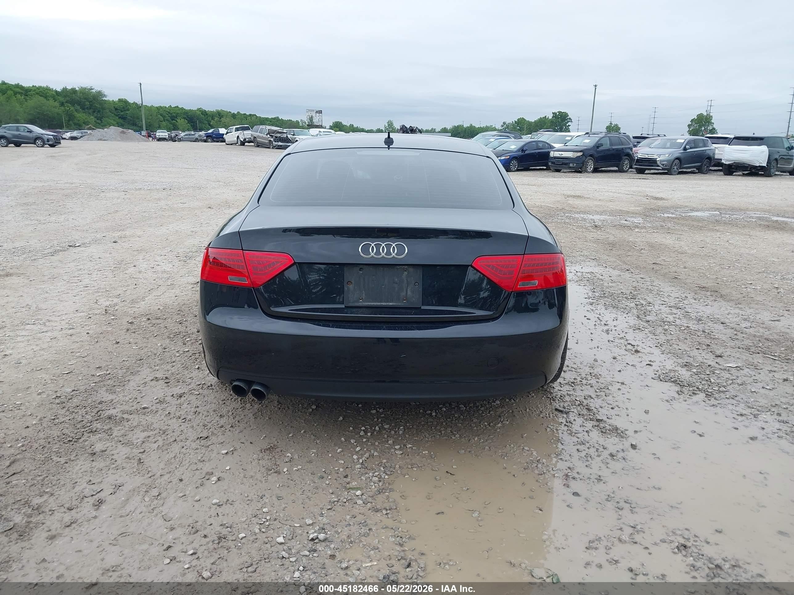2013 Audi A5 2.0t Premium Black vin: WAURFAFRXDA034168