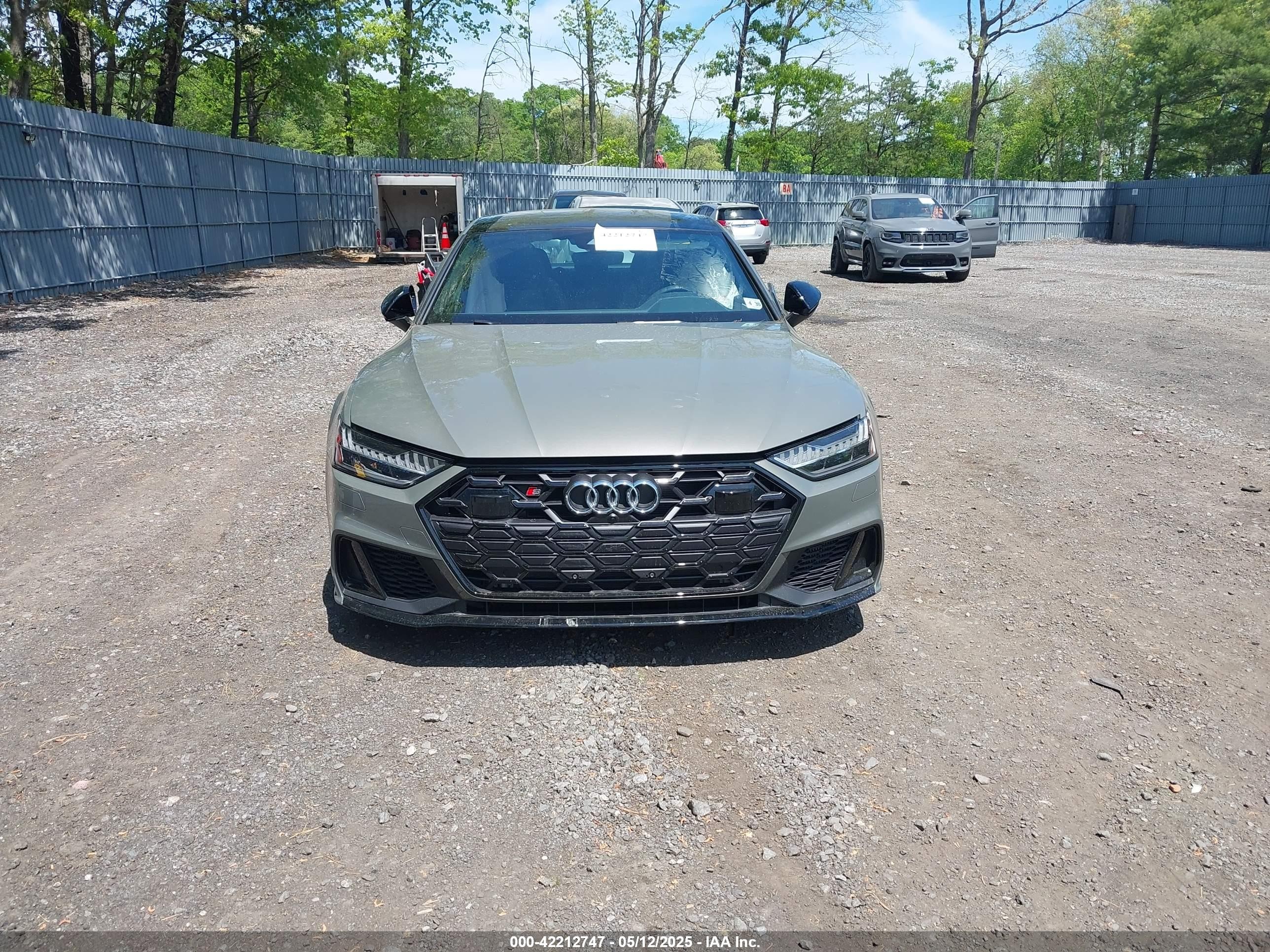 2025 Audi S7 Sportback Premium Plus Tfsi Quattro Tiptronic Gray vin: WAURFBF25SN019477