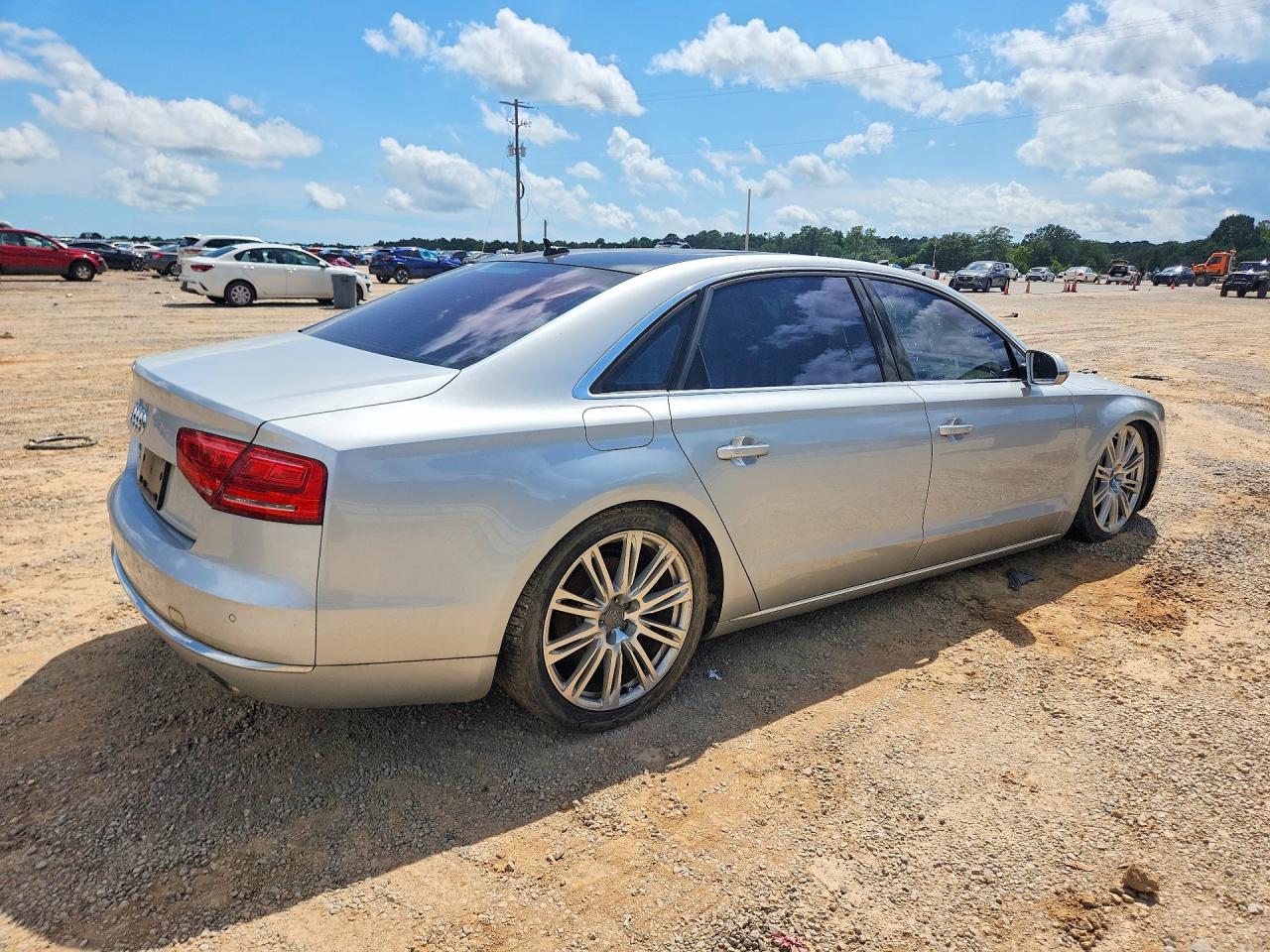 2013 Audi A8 L Quattro Silver vin: WAURGAFD0DN013971