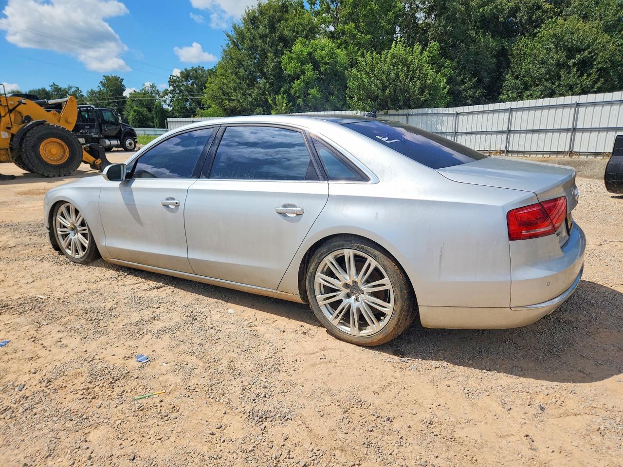2013 Audi A8 L Quattro Silver vin: WAURGAFD0DN013971