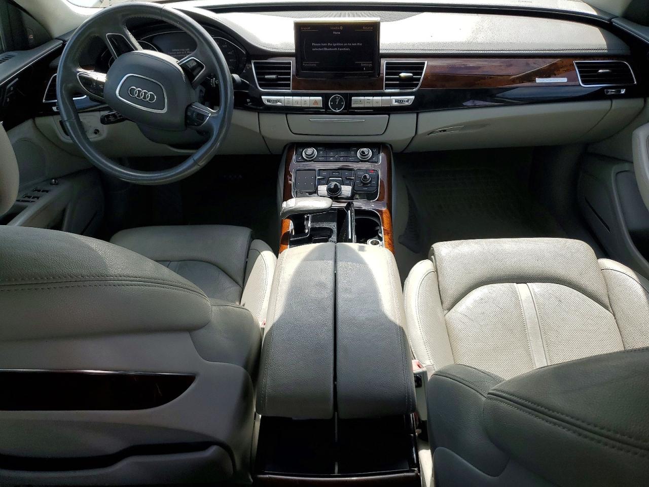 2013 Audi A8 L Quattro Белый vin: WAURGAFD1DN001280