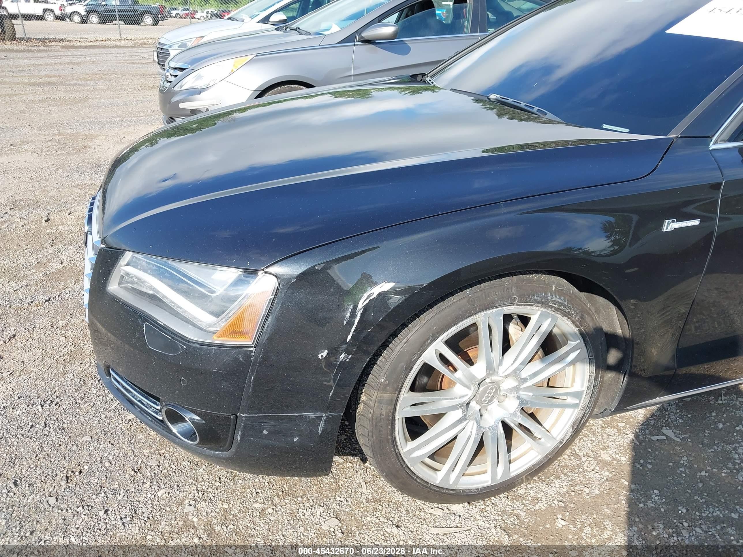 2013 Audi A8 L 3.0t Черный vin: WAURGAFD1DN002509