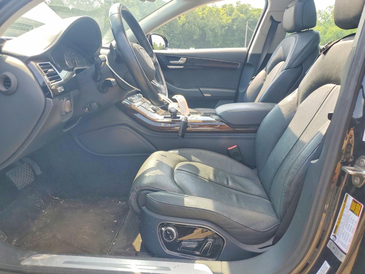 2014 Audi A8 L Quattro Black vin: WAURGAFD1EN006805
