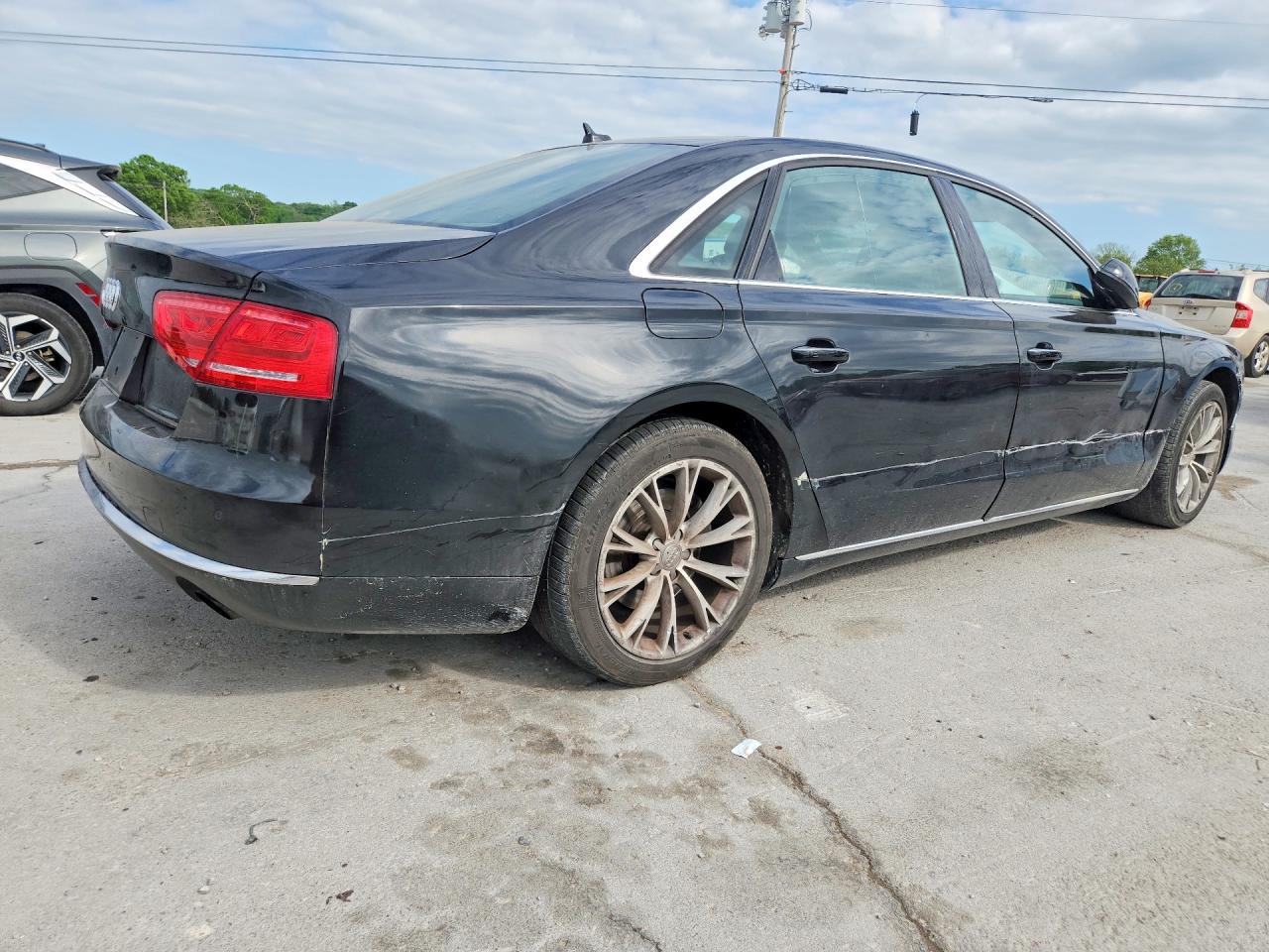 2014 Audi A8 L Quattro Черный vin: WAURGAFD4EN010198