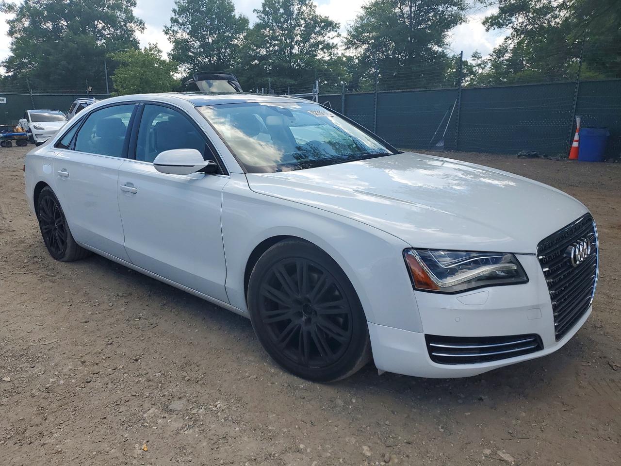 2013 Audi A8 L Quattro White vin: WAURGAFD6DN013859