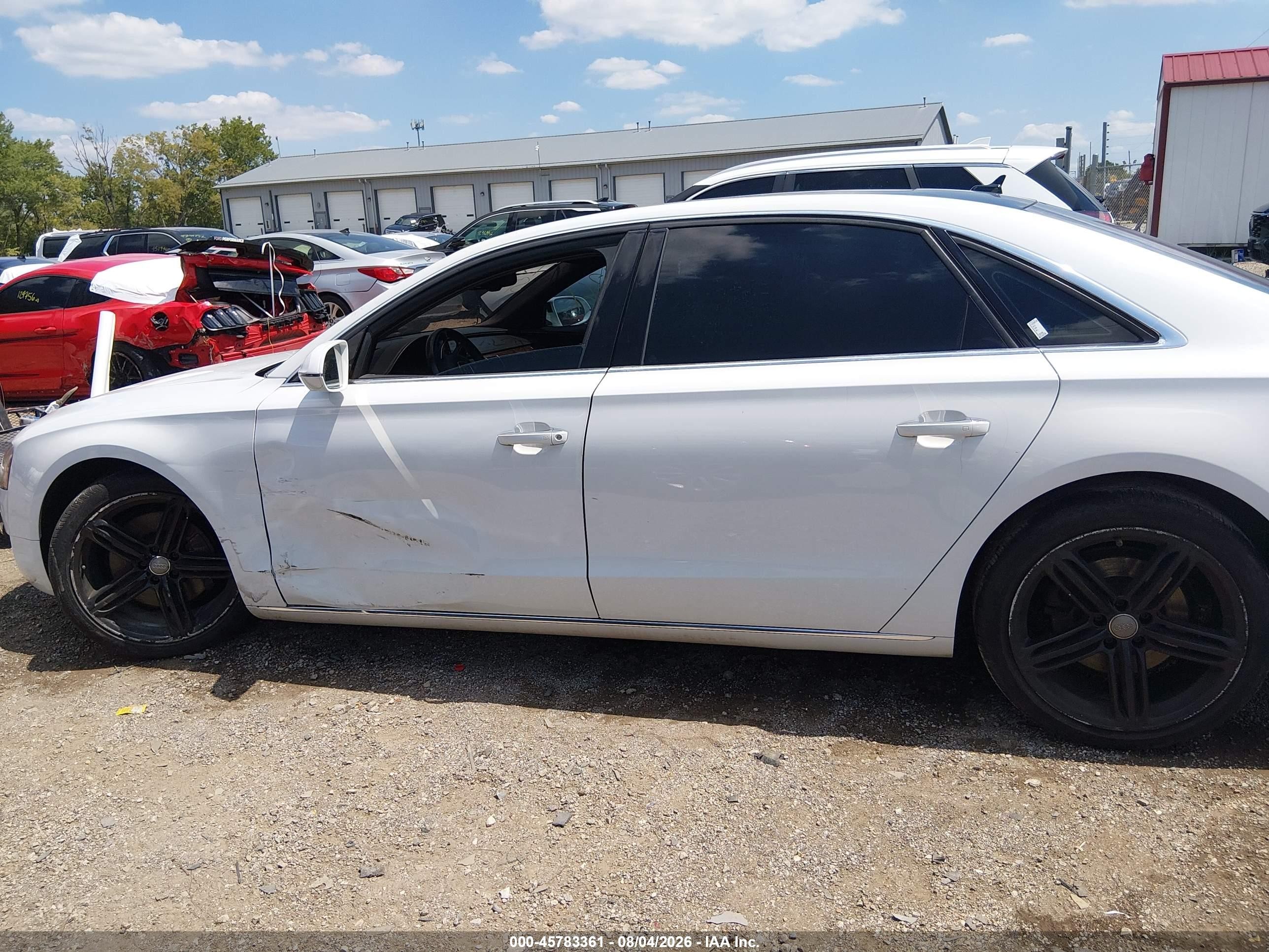 2013 Audi A8 L 3.0t White vin: WAURGAFD6DN025798