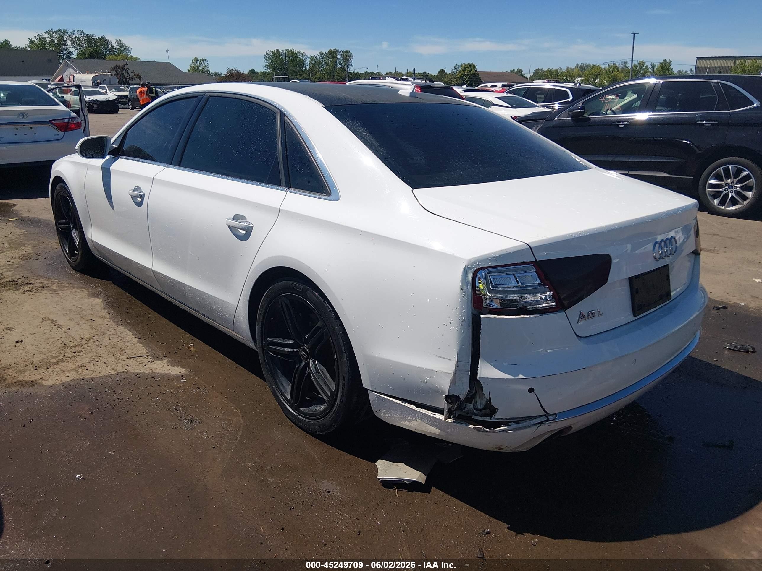 2013 Audi A8 L 3.0t White vin: WAURGAFD7DN001154