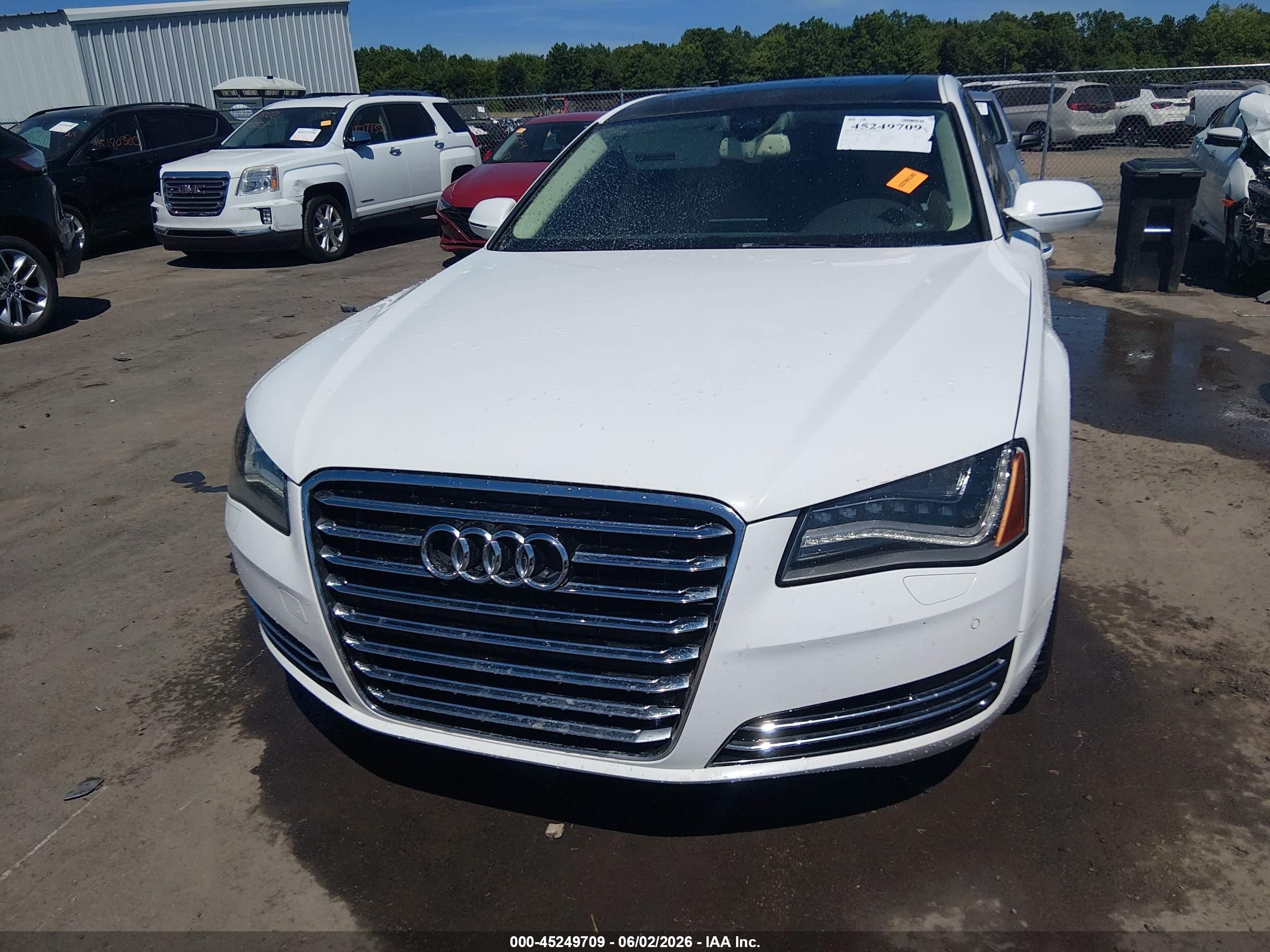 2013 Audi A8 L 3.0t White vin: WAURGAFD7DN001154