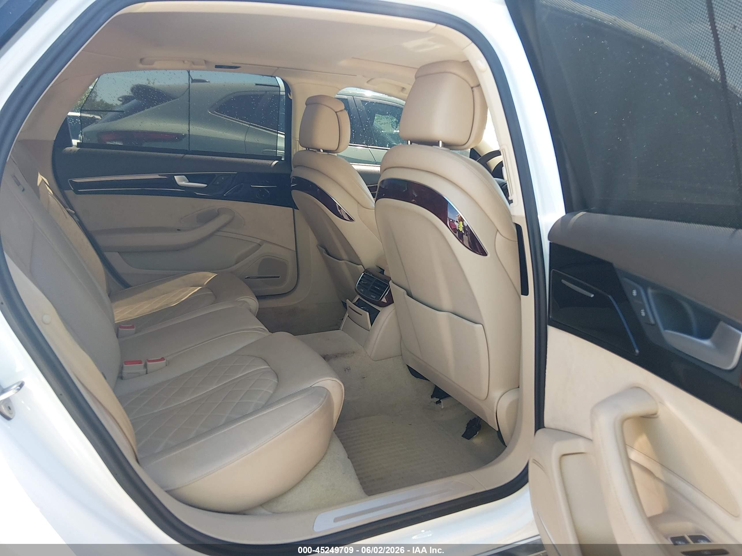 2013 Audi A8 L 3.0t White vin: WAURGAFD7DN001154