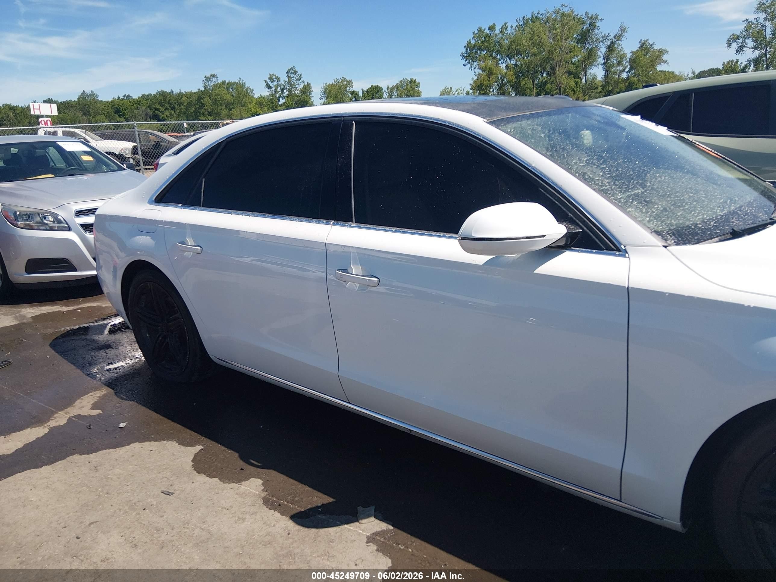2013 Audi A8 L 3.0t White vin: WAURGAFD7DN001154