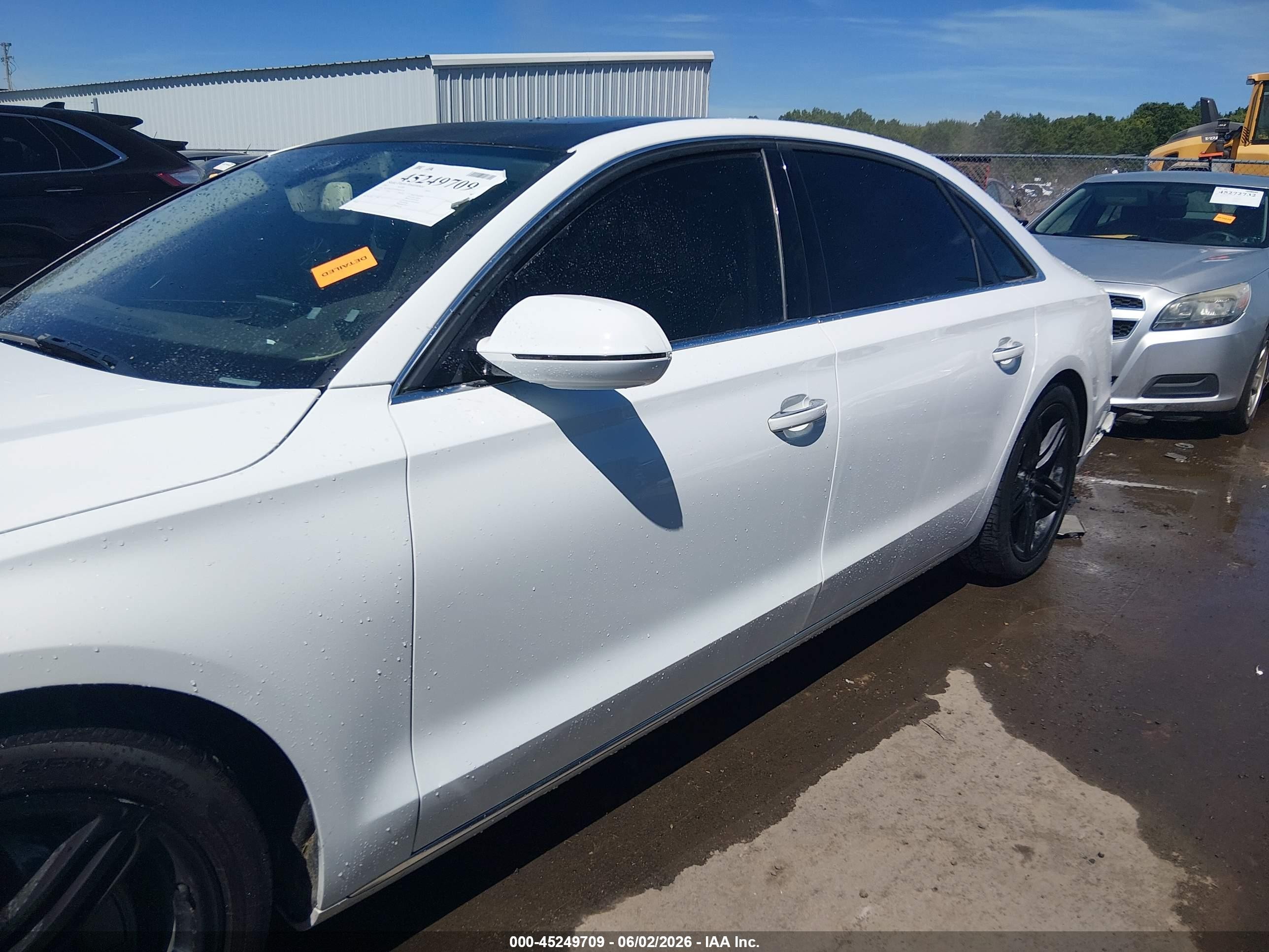 2013 Audi A8 L 3.0t White vin: WAURGAFD7DN001154
