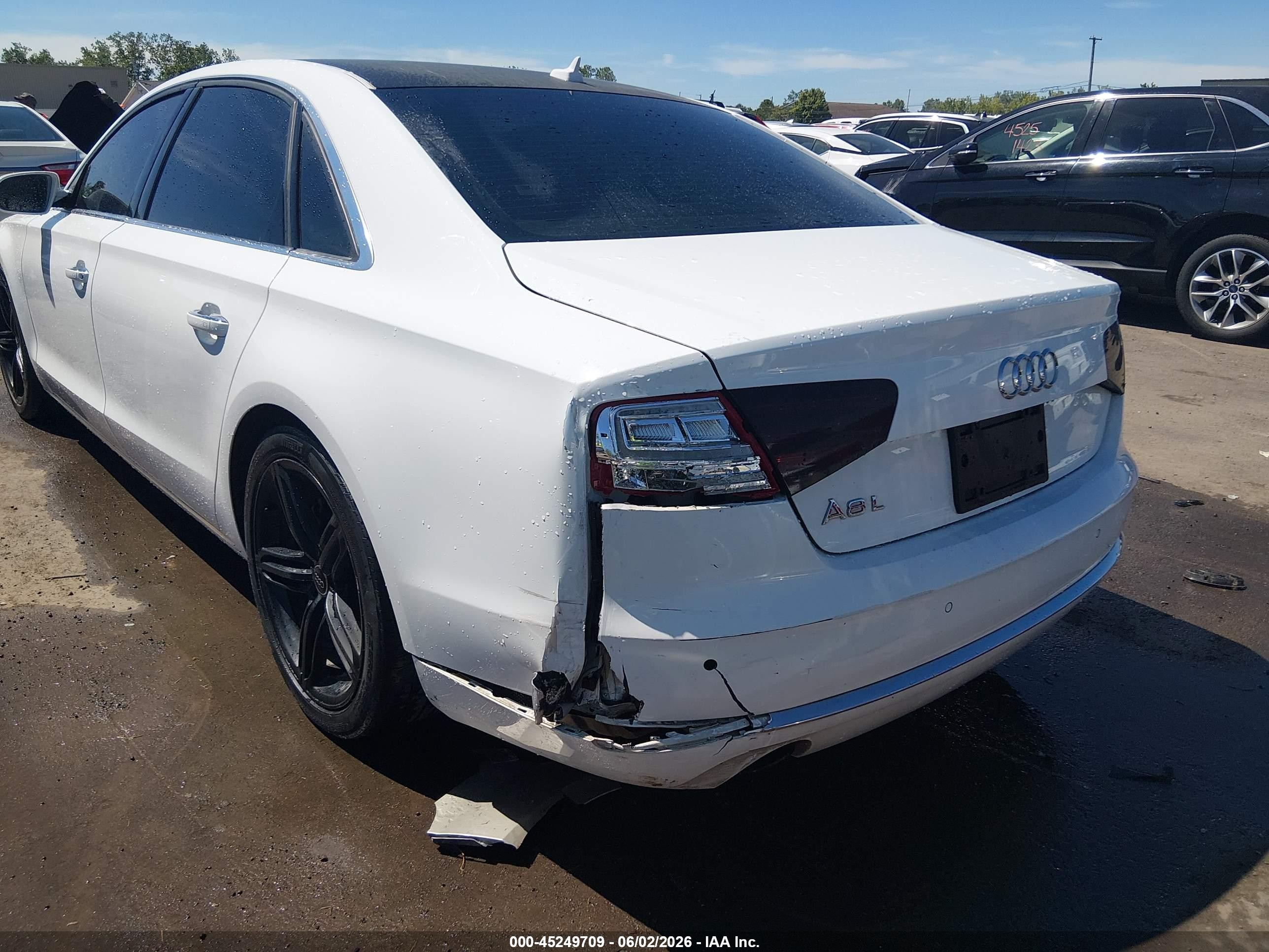 2013 Audi A8 L 3.0t White vin: WAURGAFD7DN001154