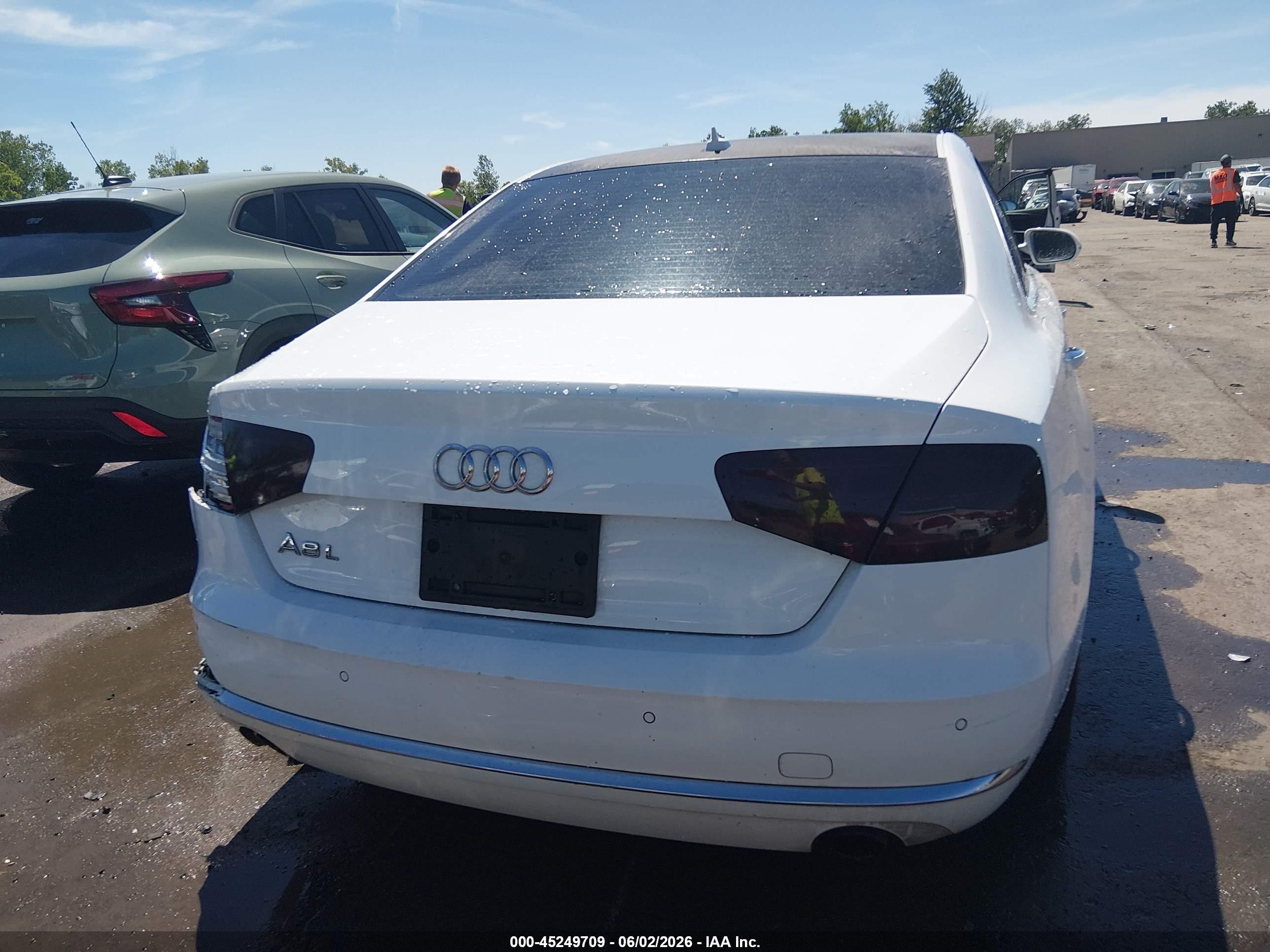 2013 Audi A8 L 3.0t White vin: WAURGAFD7DN001154