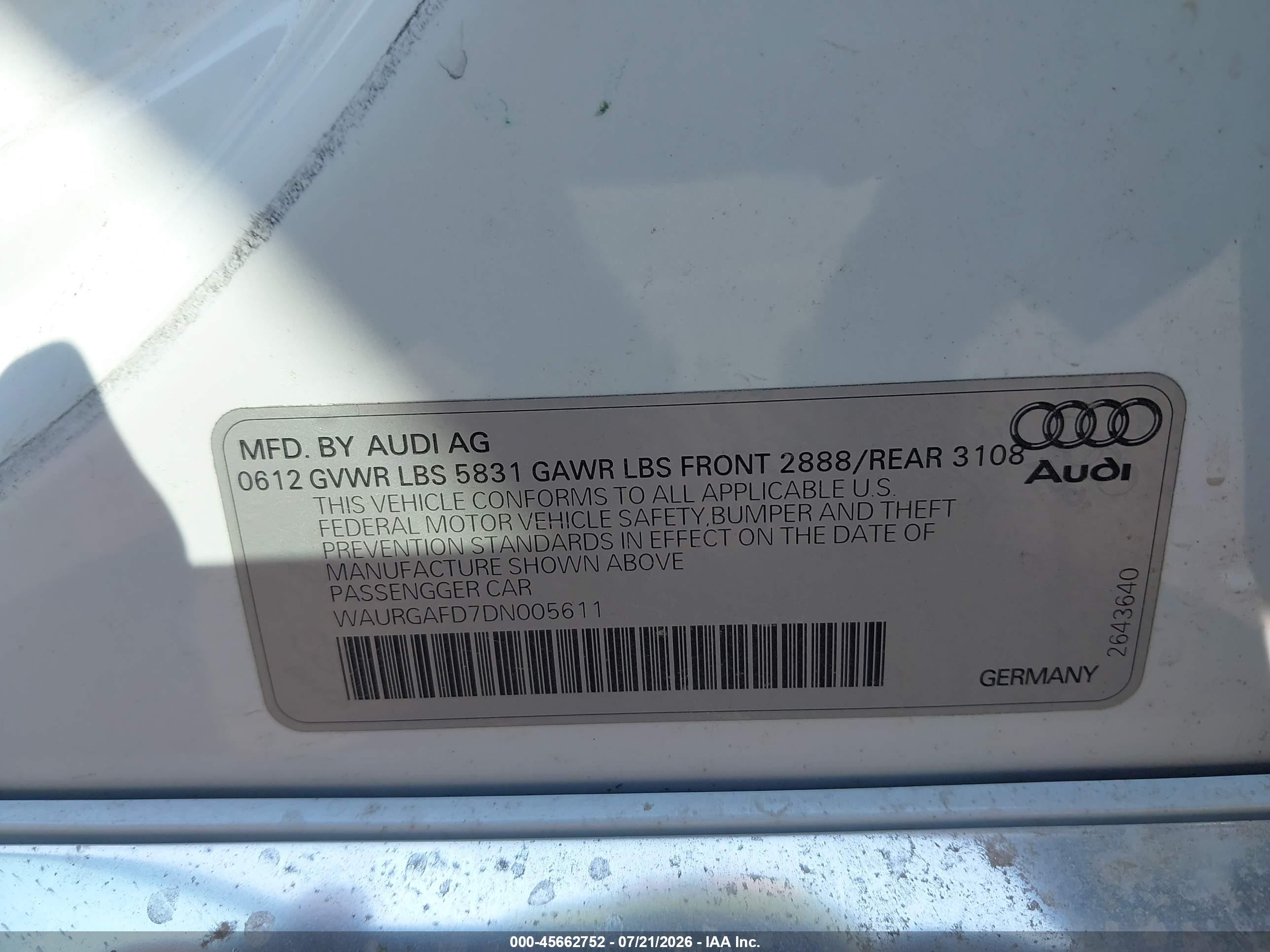 2013 Audi A8 L 3.0t Белый vin: WAURGAFD7DN005611