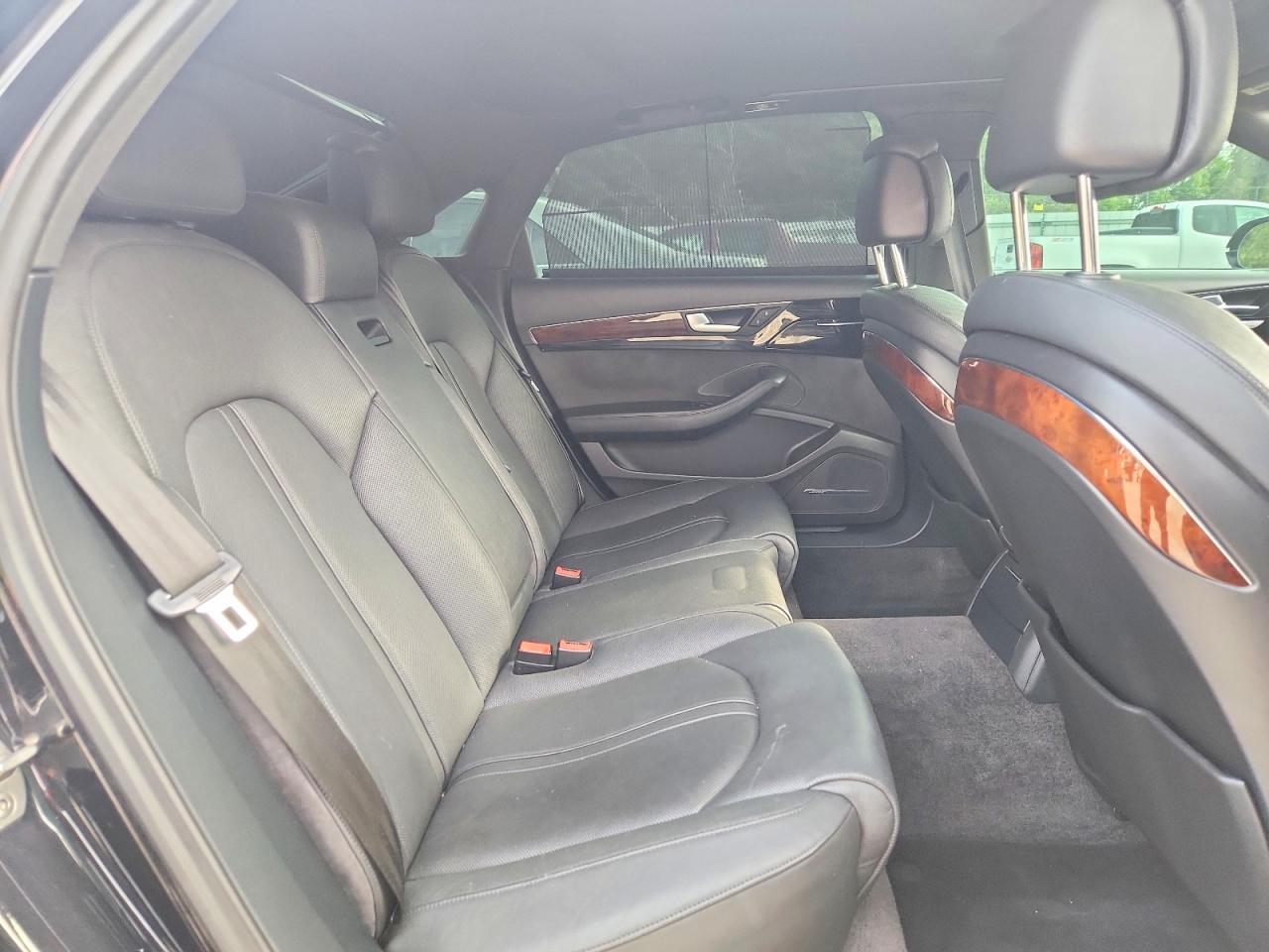 2014 Audi A8 L Quattro Черный vin: WAURGAFD7EN008333