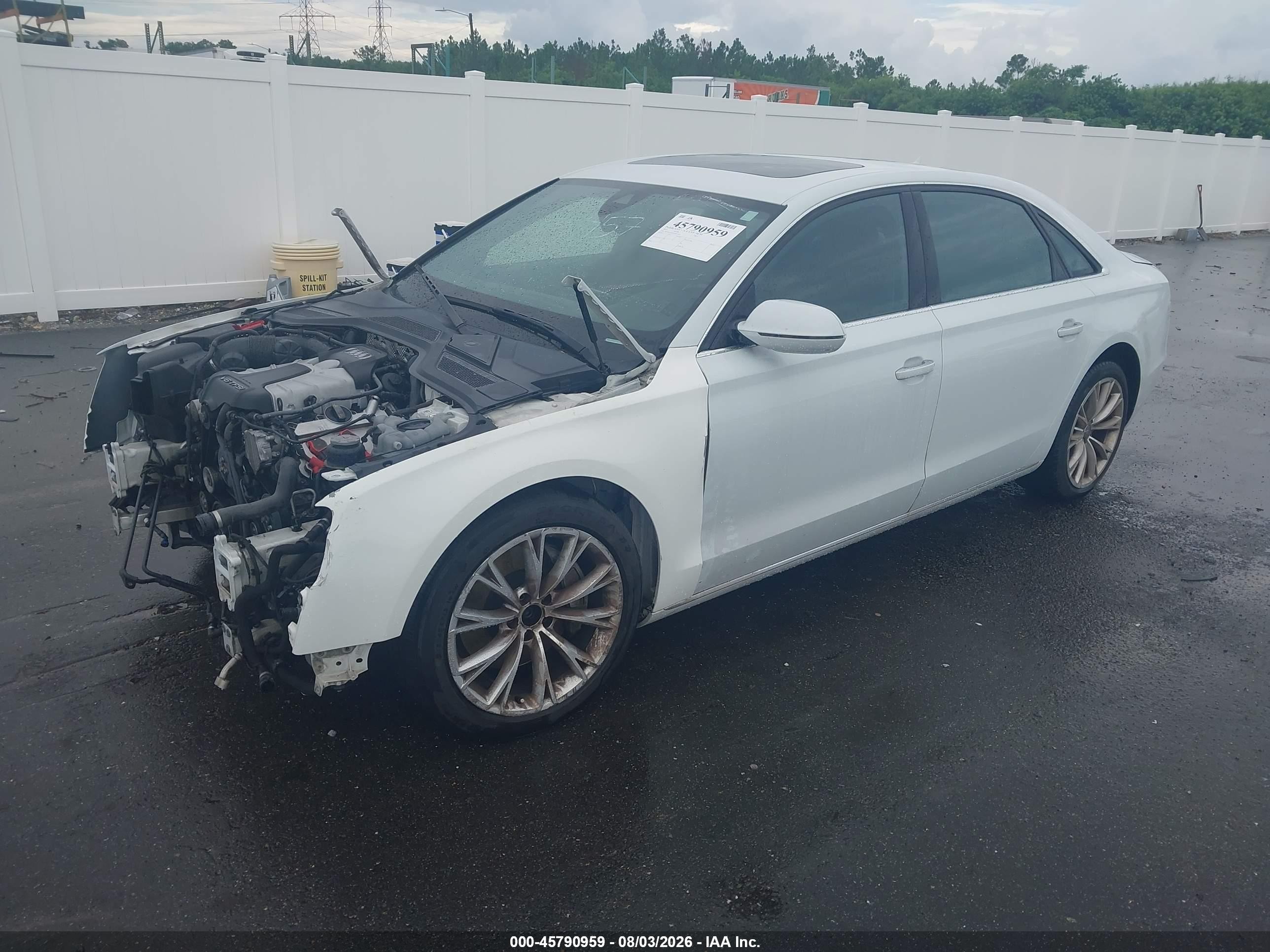 2013 Audi A8 L 3.0t White vin: WAURGAFDXDN012925
