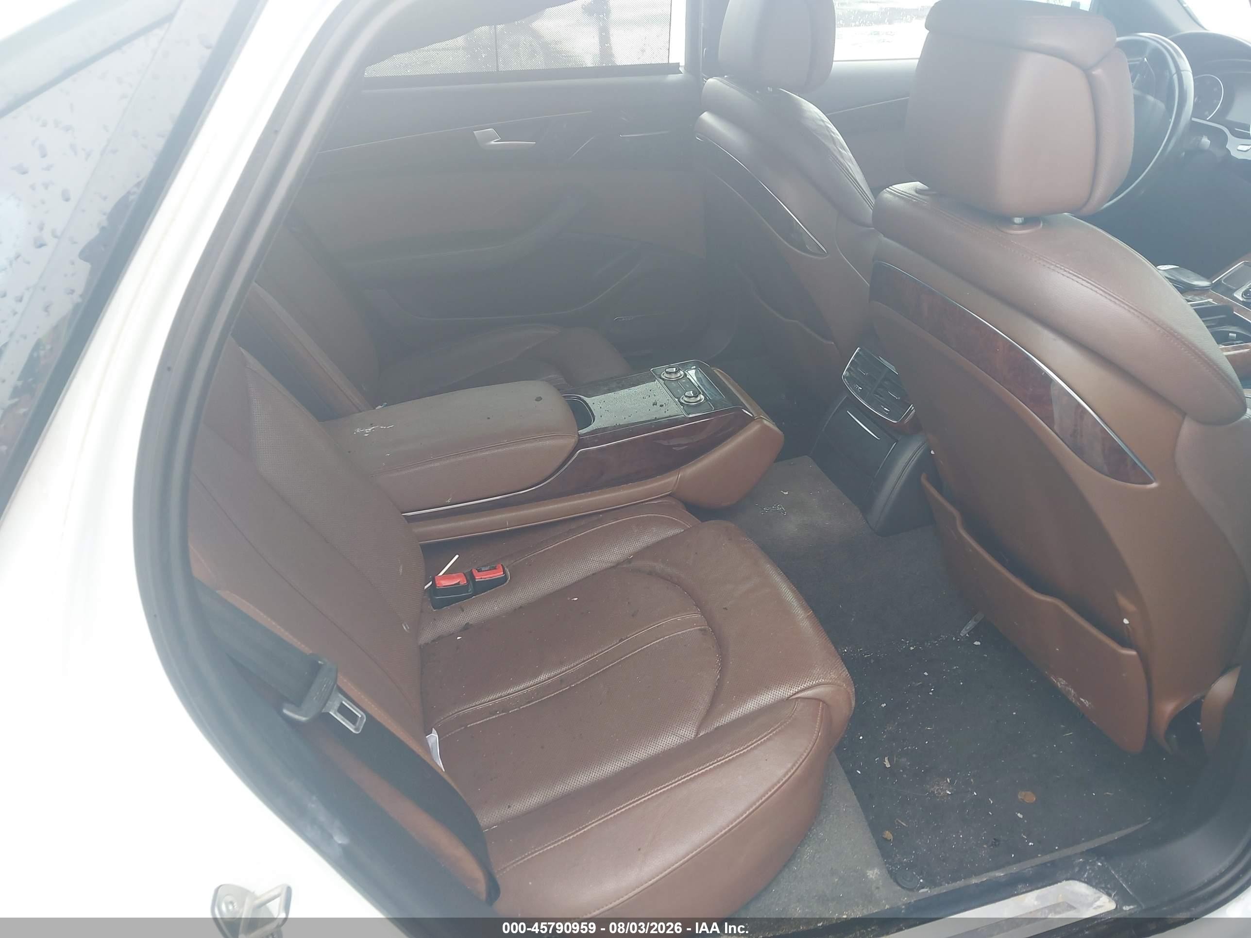 2013 Audi A8 L 3.0t White vin: WAURGAFDXDN012925