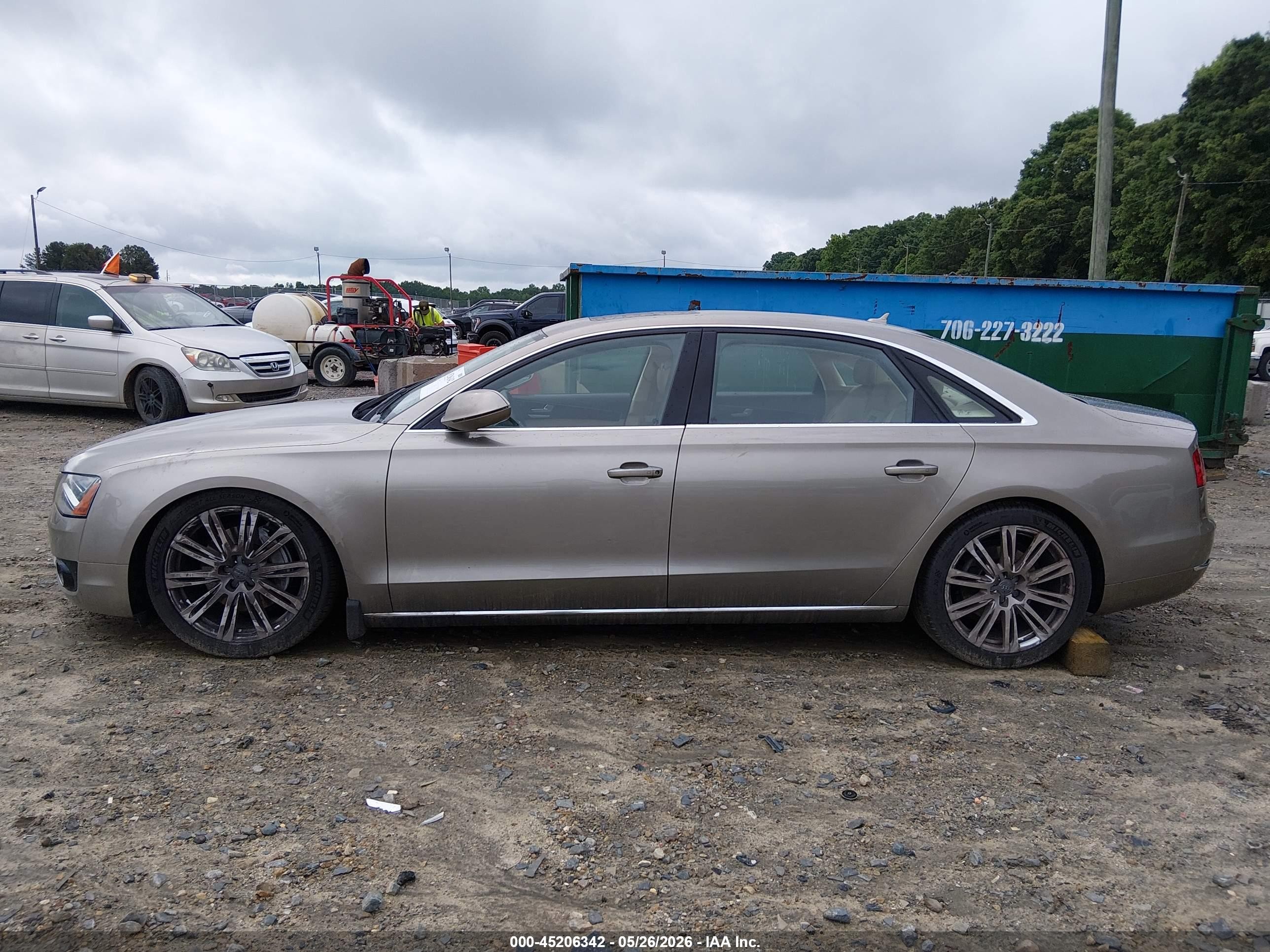 2014 Audi A8 L 3.0t Gold vin: WAURGAFDXEN006351