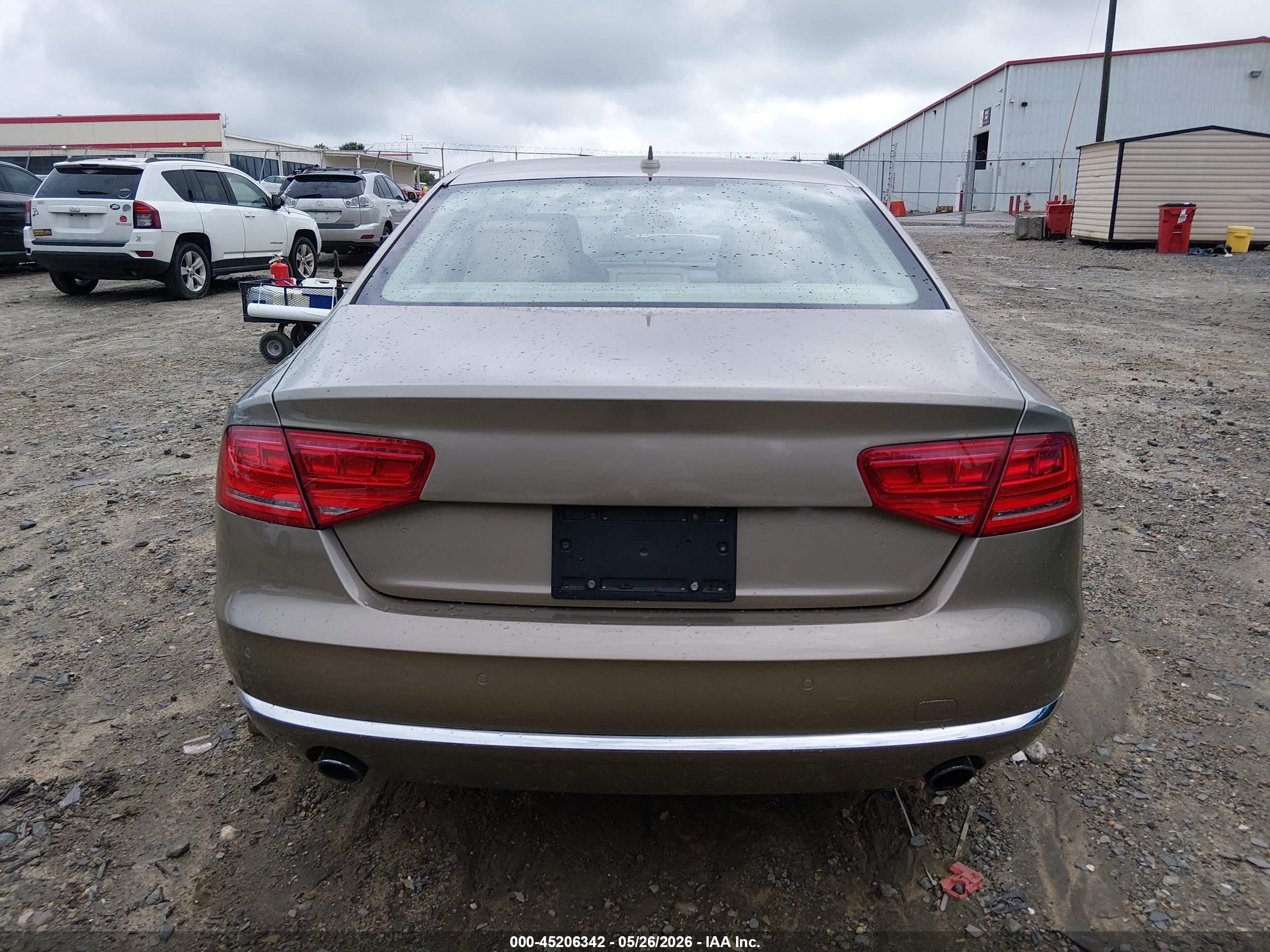 2014 Audi A8 L 3.0t Gold vin: WAURGAFDXEN006351