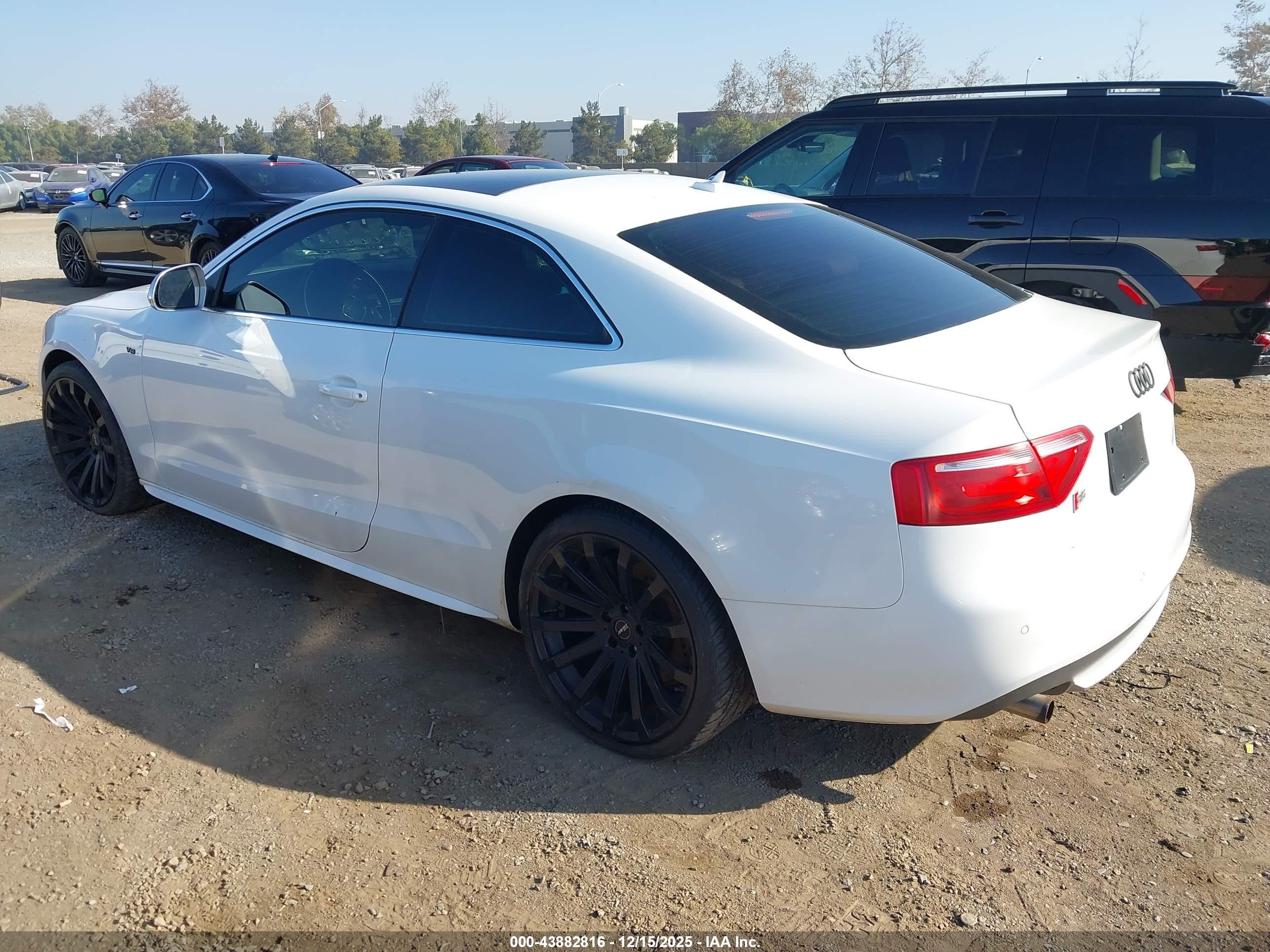 2008 Audi S5 4.2l White vin: WAURV78T08A008358