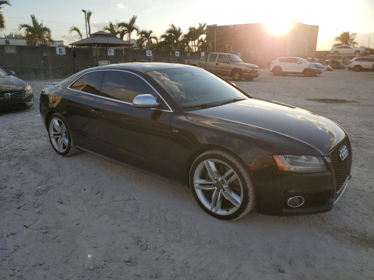 2008 Audi S5 Quattro Black vin: WAURV78T08A010725