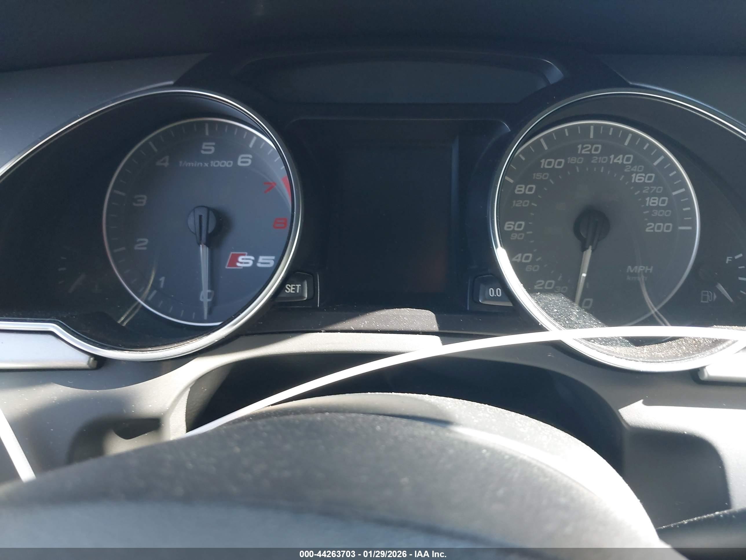 2008 Audi S5 4.2l Серебряный vin: WAURV78T48A044246