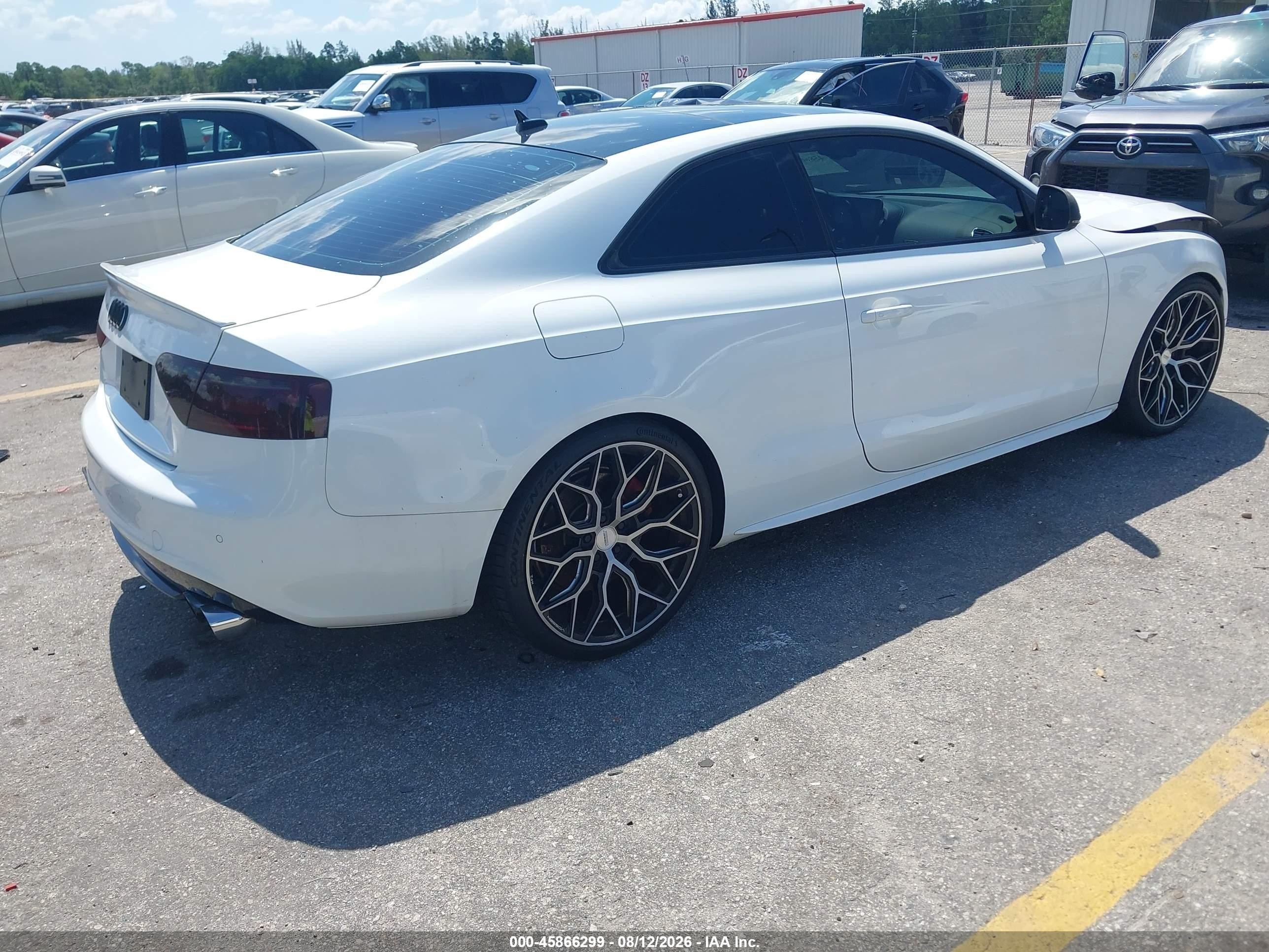 2008 Audi S5 4.2l White vin: WAURV78T58A010414