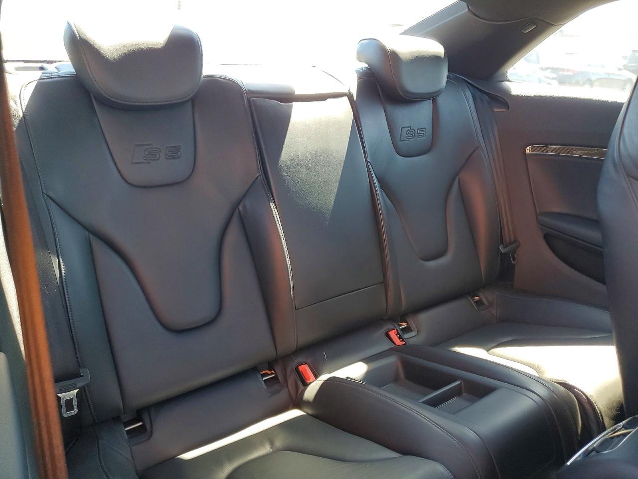 2008 Audi S5 Quattro Белый vin: WAURV78T78A020135