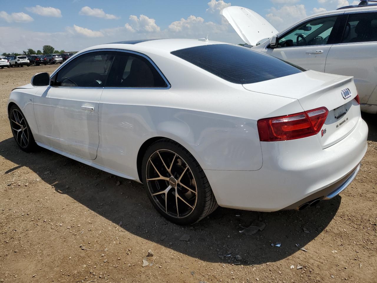 2008 Audi S5 Quattro Белый vin: WAURV78T88A038434