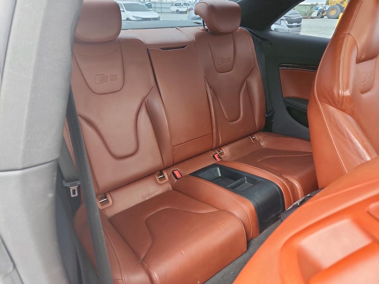 2008 Audi S5 Quattro Белый vin: WAURV78T88A039289