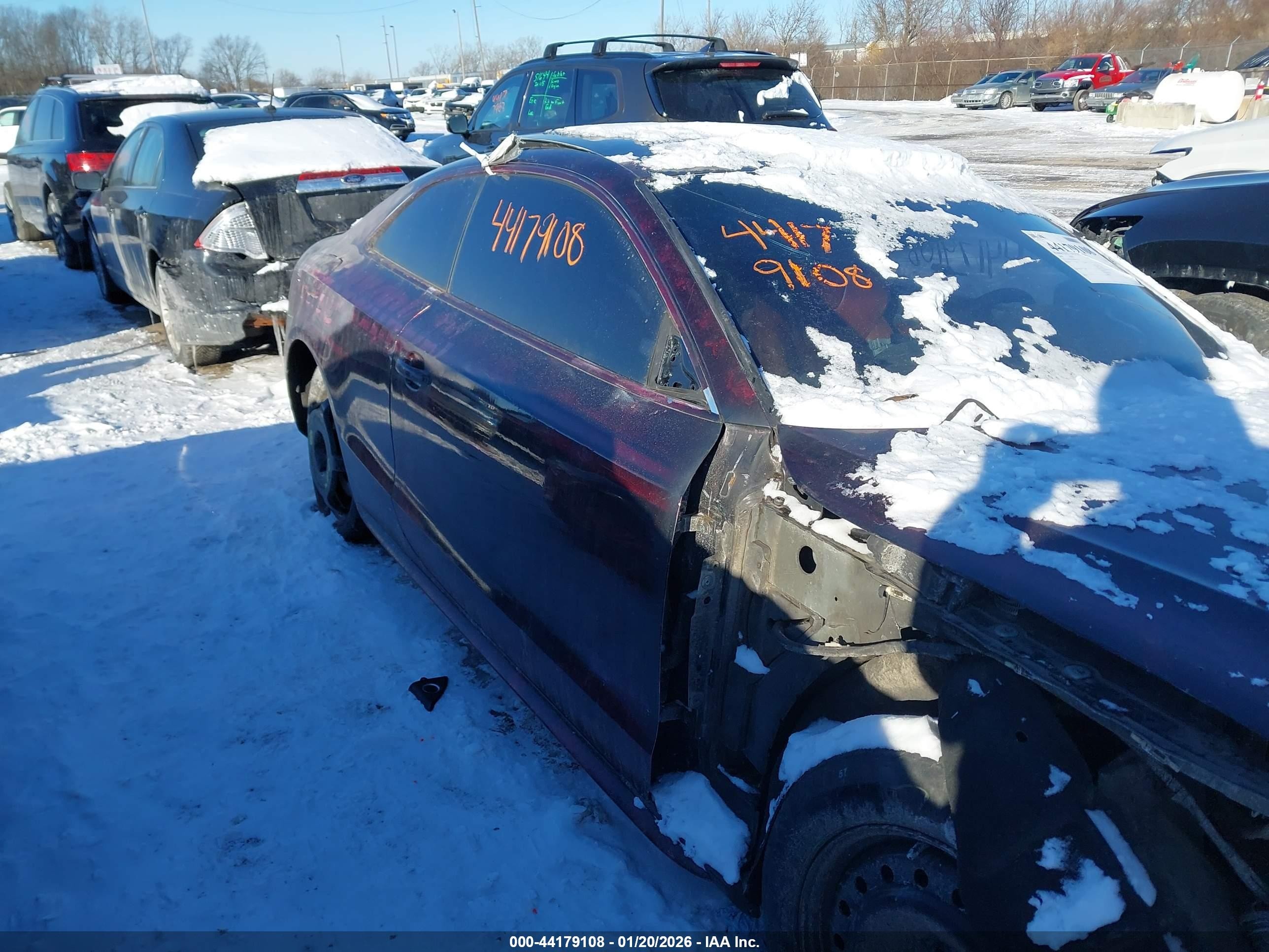 2008 Audi S5 4.2l Бордовый vin: WAURV78T98A037356
