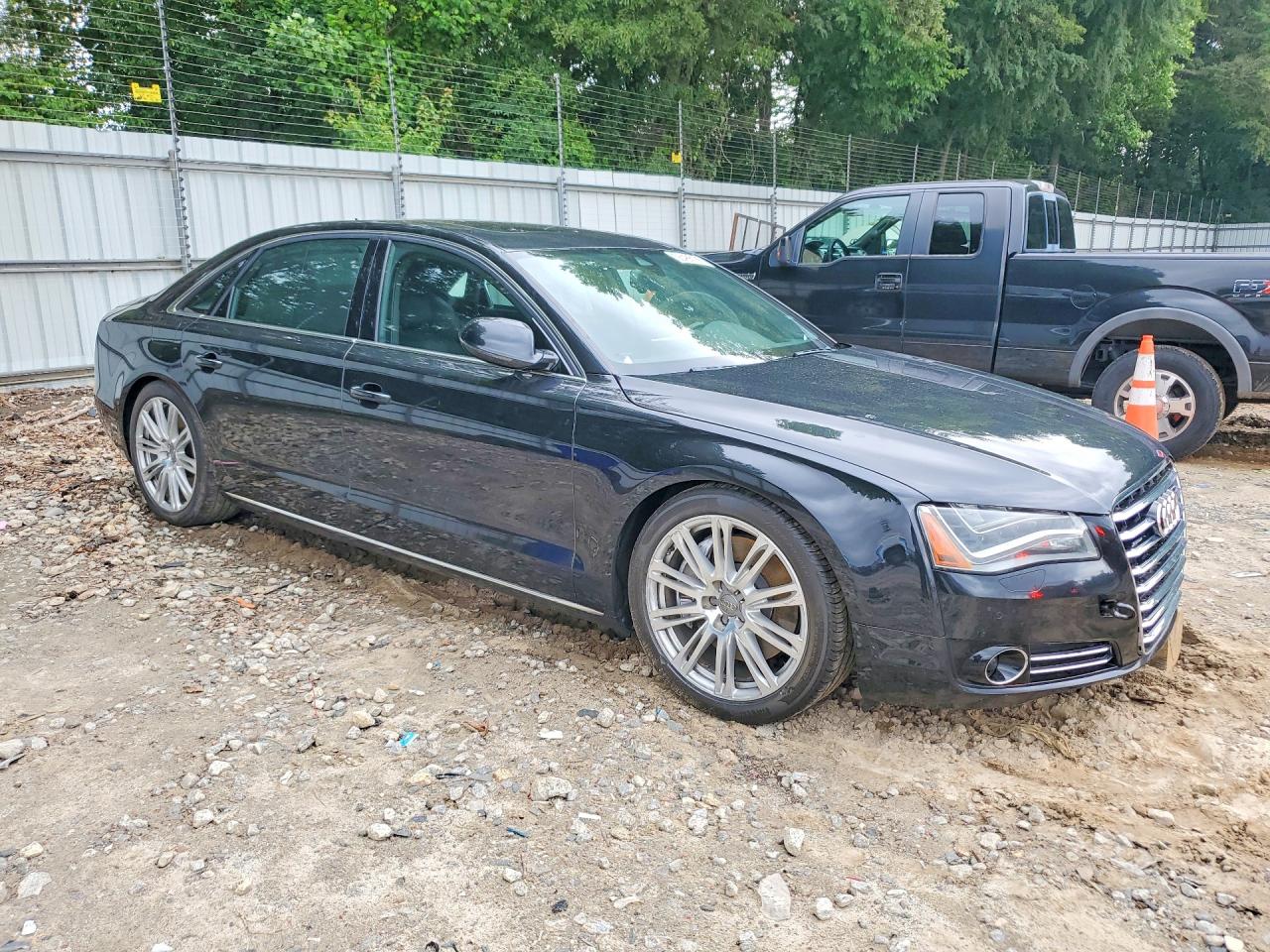 2011 Audi A8 L Quattro Black vin: WAURVAFD1BN011312