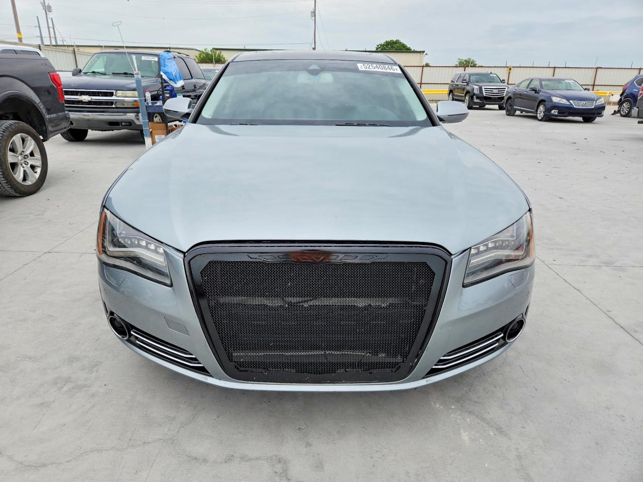 2012 Audi A8 L Quattro Silver vin: WAURVAFD2CN009652