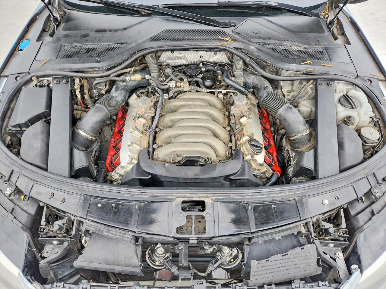 2012 Audi A8 L Quattro Silver vin: WAURVAFD2CN009652